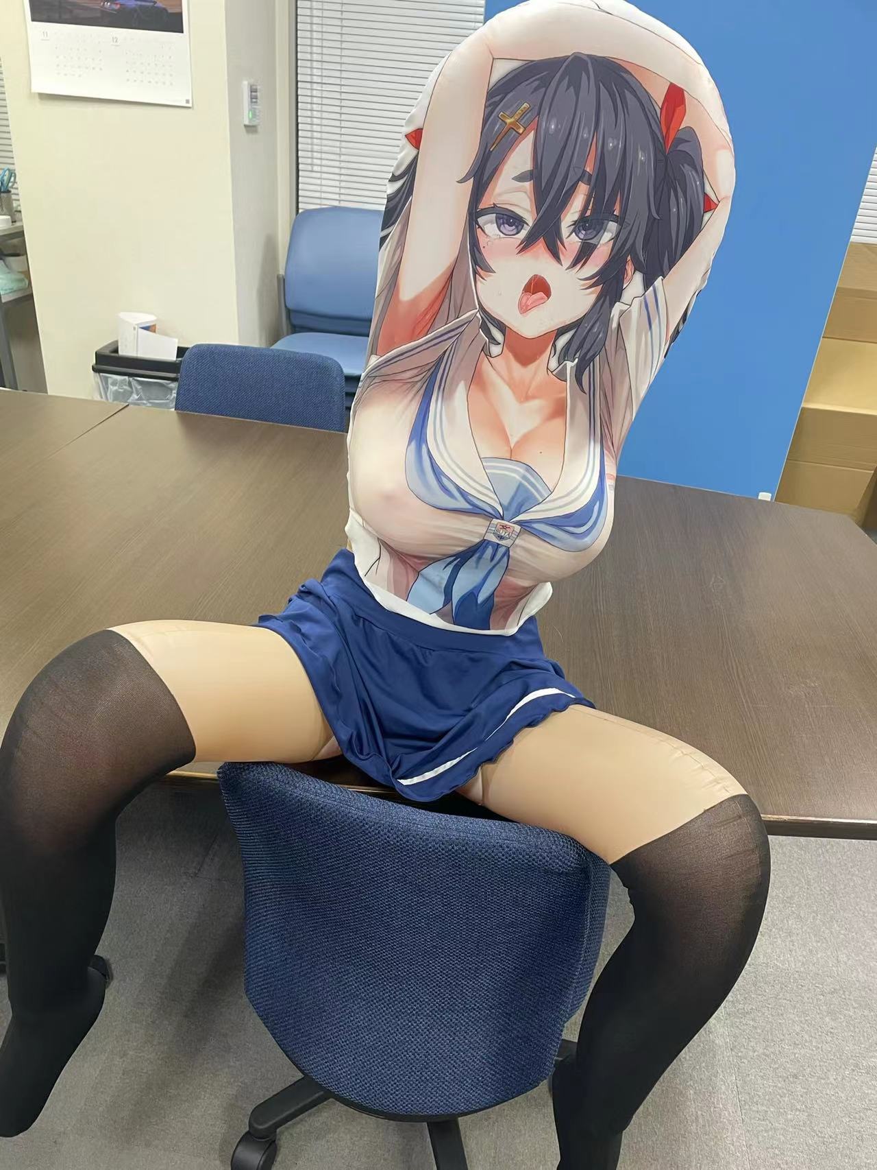 胸模搭档best match！日本汤玛托易士大型鼠标垫板评测，居然真的这么大？？！