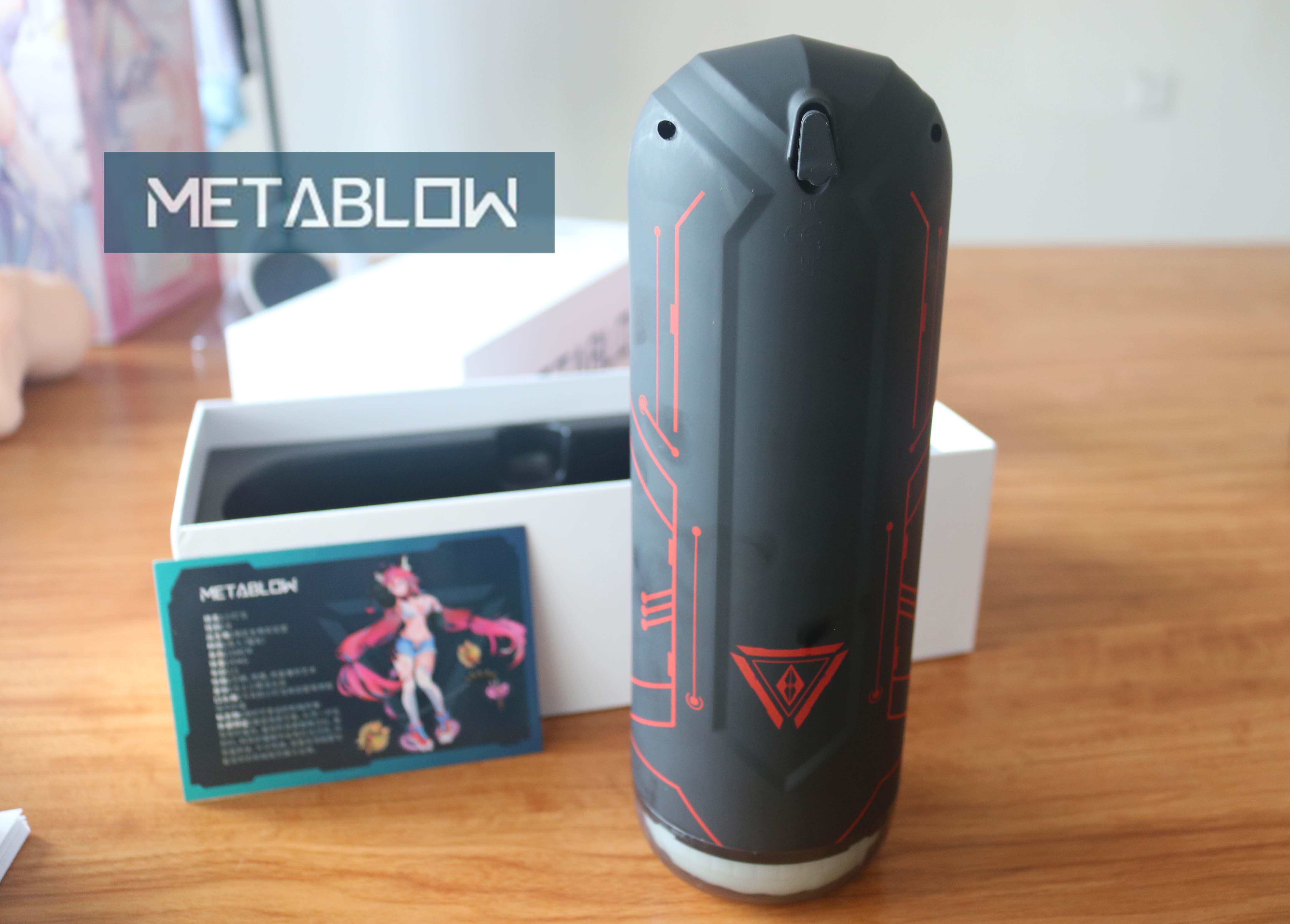 METABLOW-E300电动飞机杯评测,赛博朋克,科技狠活,阿鉴助理亲自下海!