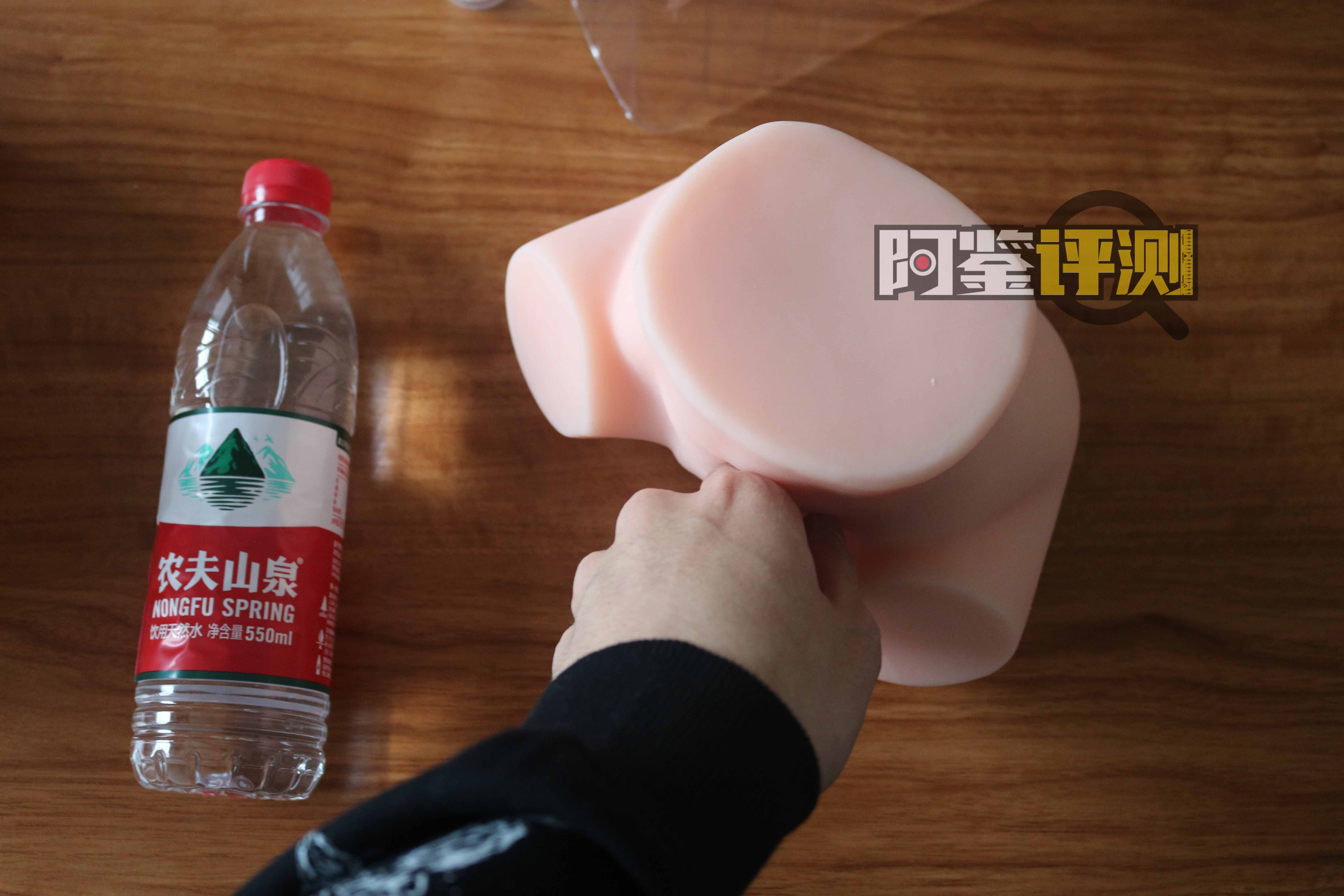 onaho小豆子臀模评测,超幼的“雌小鬼”祢豆子,极致细节,慢玩小臀!