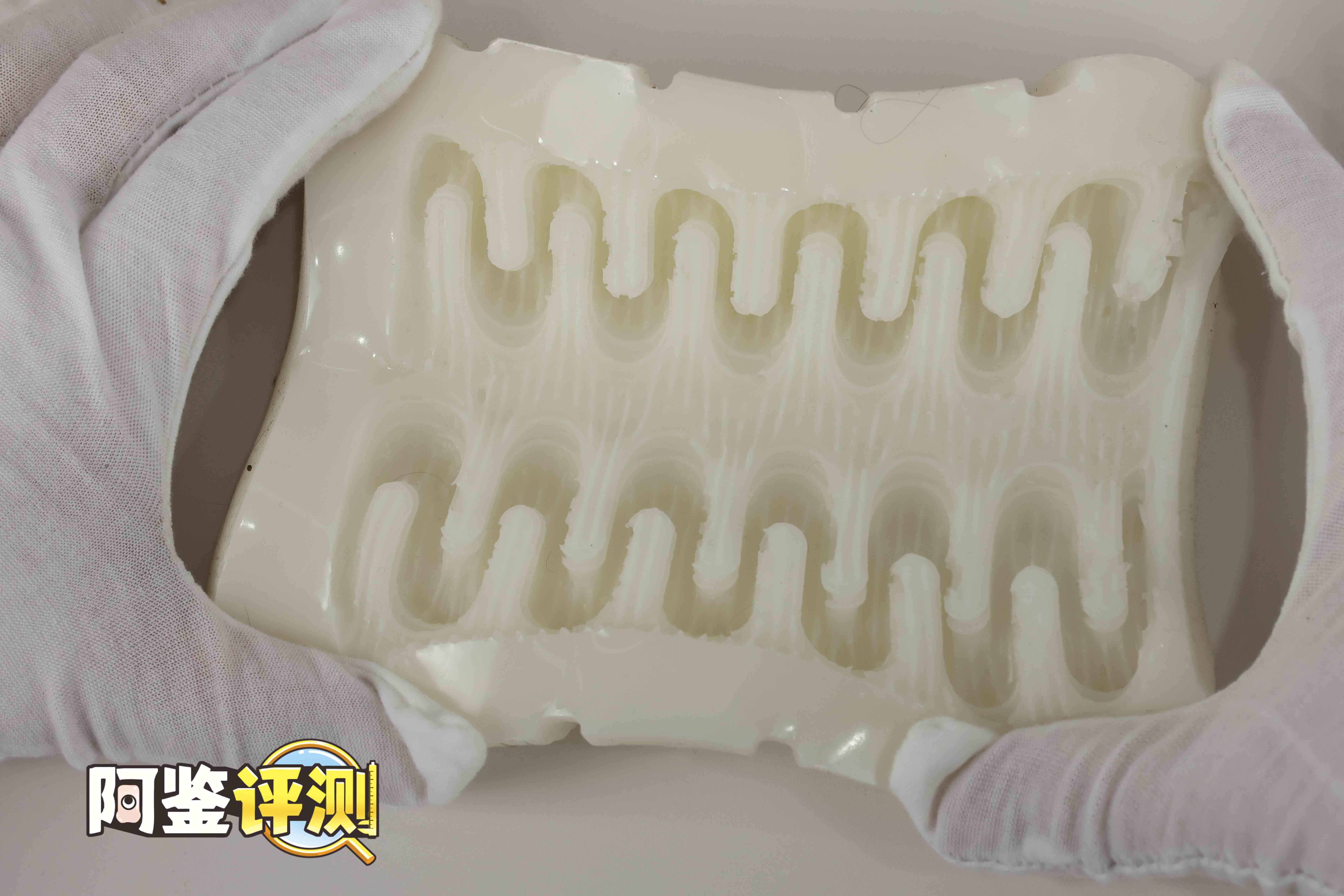 火炮——“鬼退治3”评测！复杂度大大降低的肉块版本，模仿鱼子酱丢失了本身的风格....