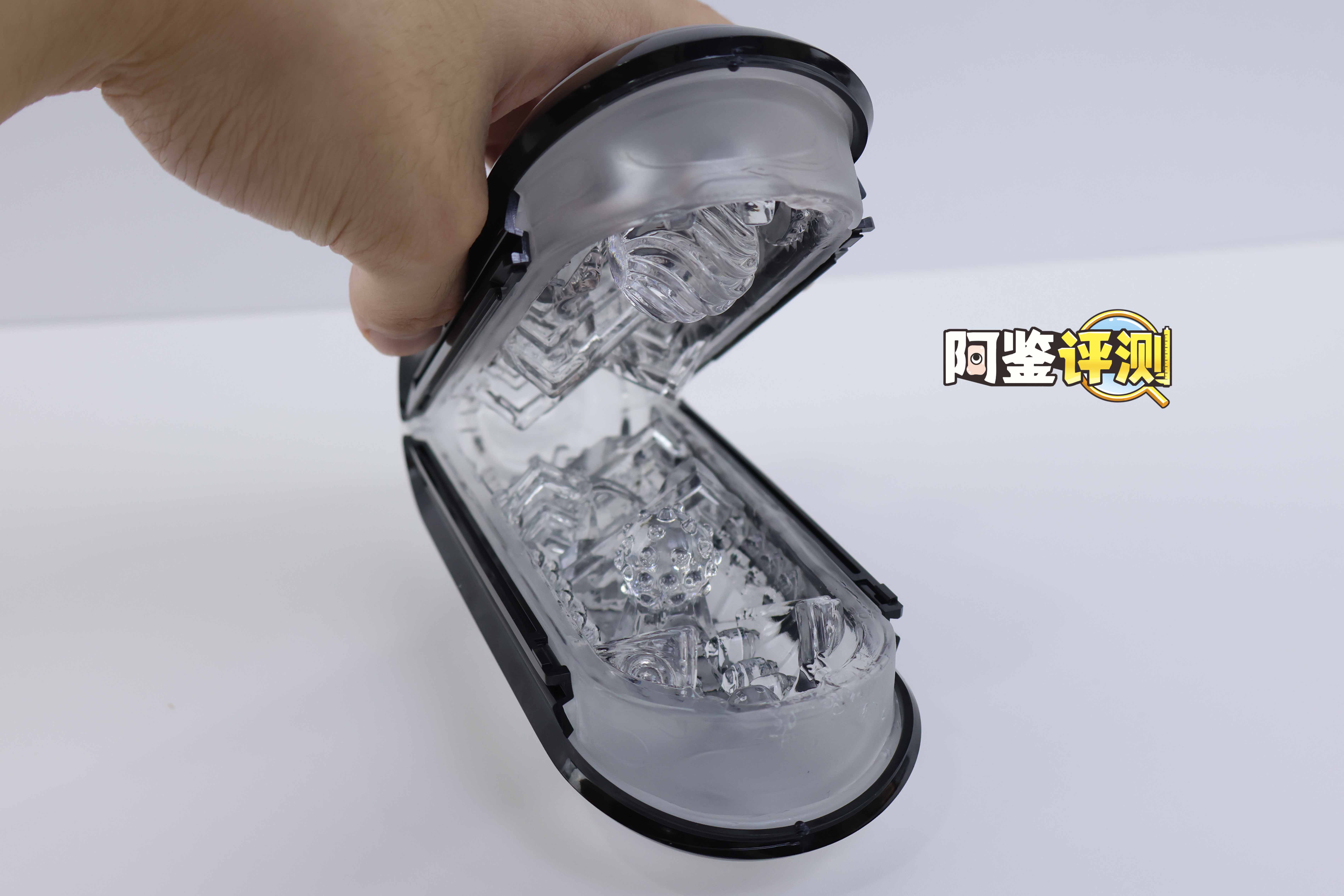 TENGA——“flip GRAVITY黑（电动版）”评测！夹更紧的“魔怔真空杯”，还有个紧贴的震动选项