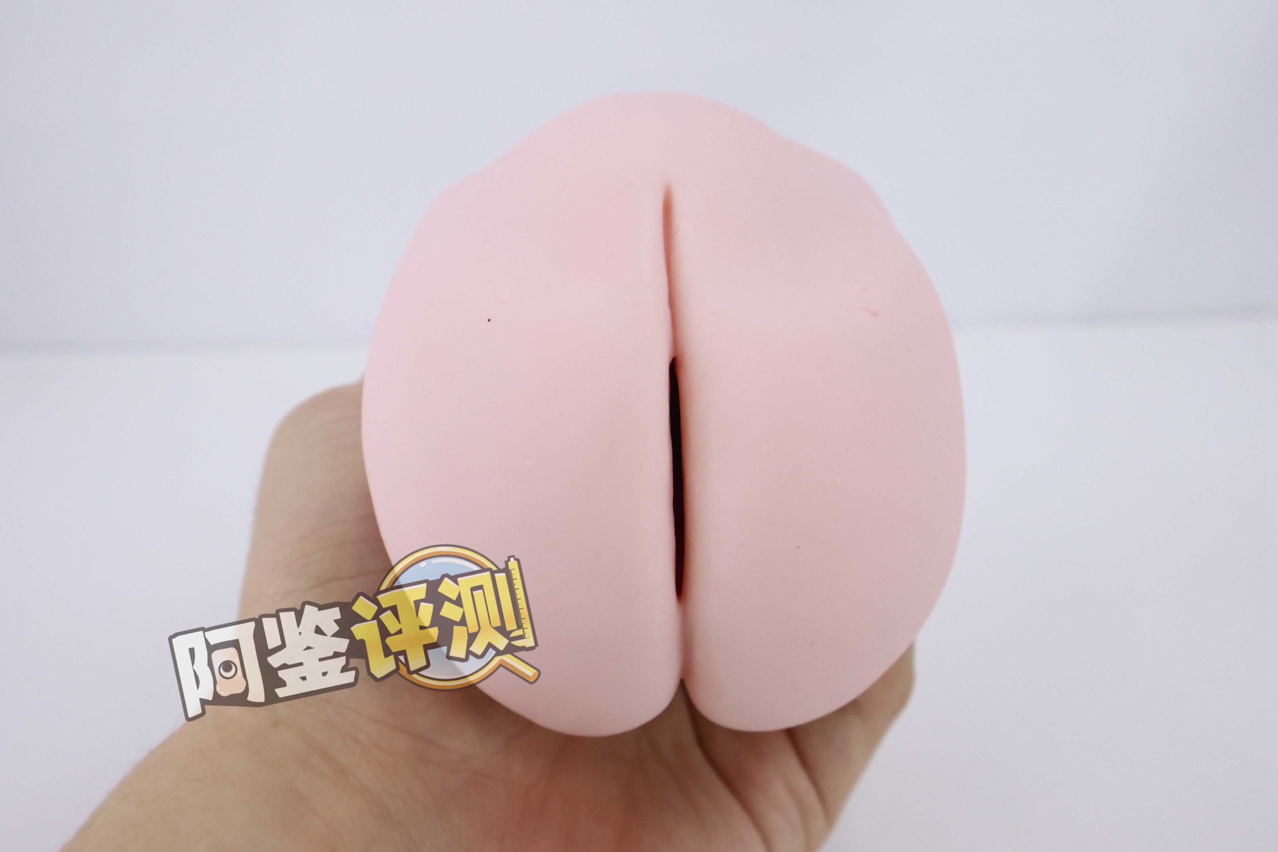 魔眼——“肉超紧莉娜”评测!少女的成长!等等....谁在我飞机杯里放刀片?