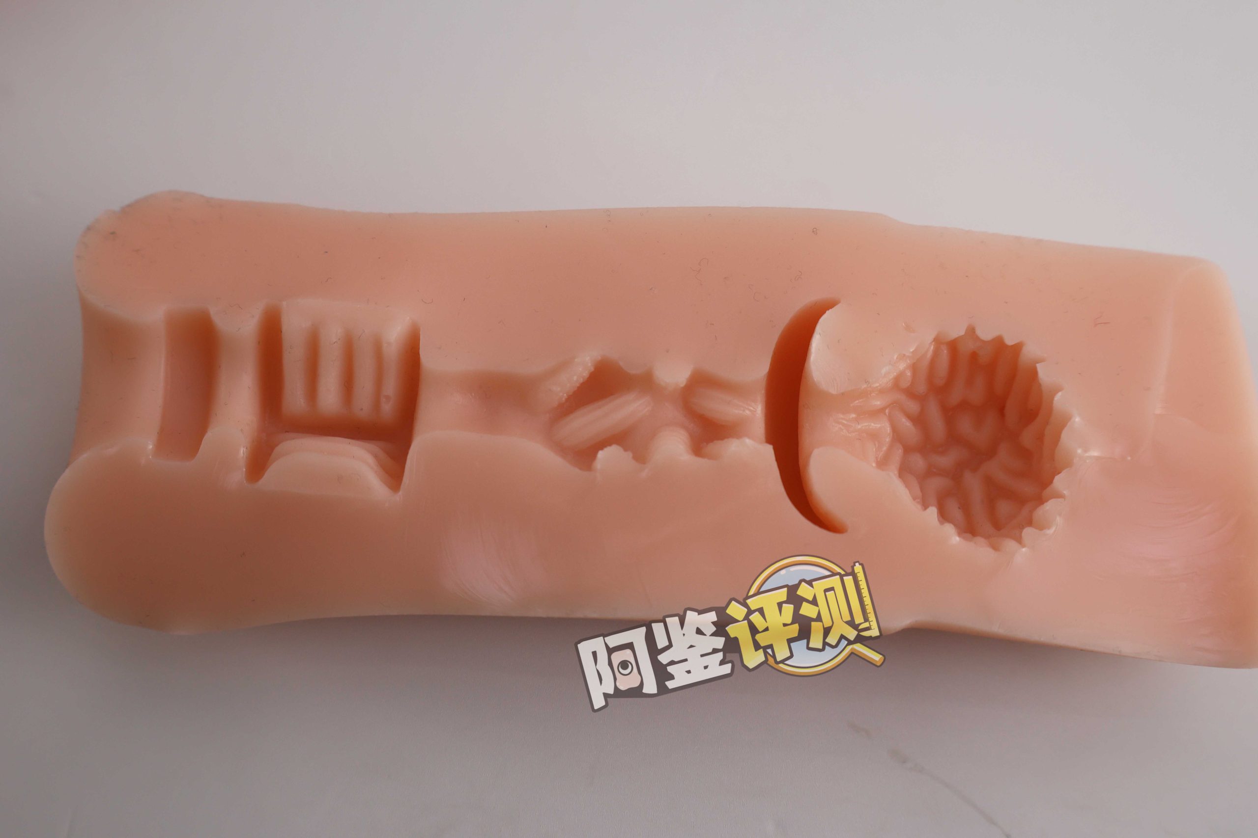 对子哈特—“R20四代-soft版”评测！驯化后的“牛牛杀手”！是否多了些温柔呢？