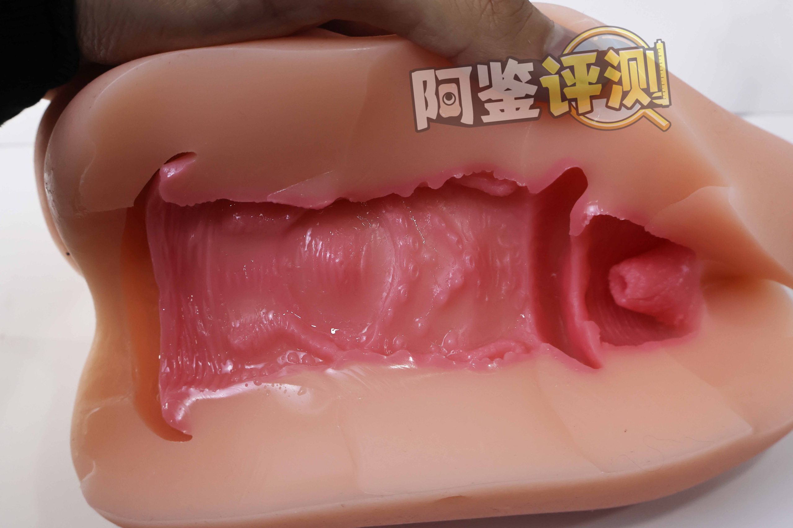 Lovefactor——“禁忌修女(新年礼盒)”评测!过于弱势的肉块结构,让错综起伏的肉块刺激感完全消失了...