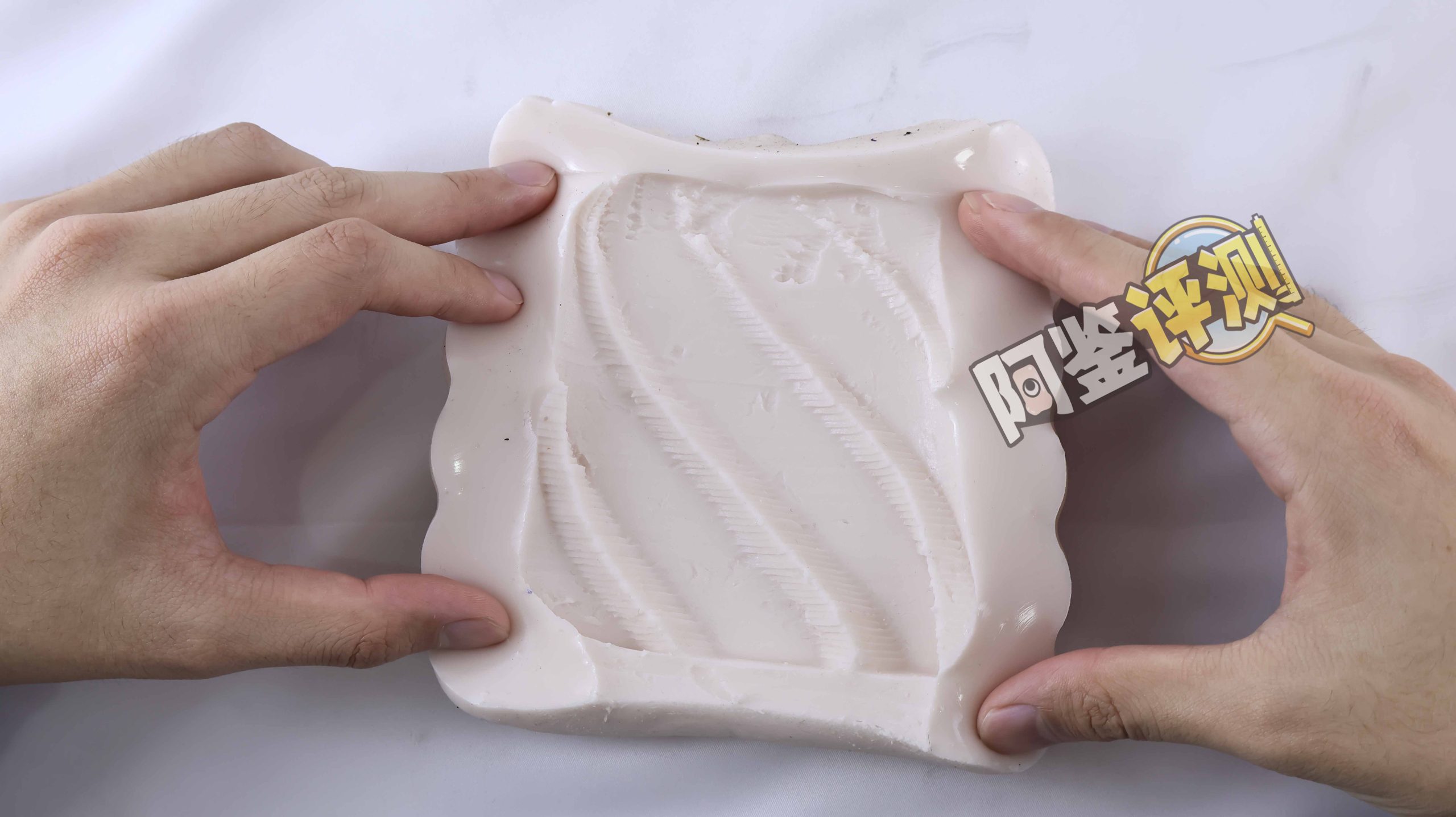 キテルキテル——“遗迹守卫Zero White Lv0”评测！如水般脂软感的慢玩，评价竟如此两极分化？