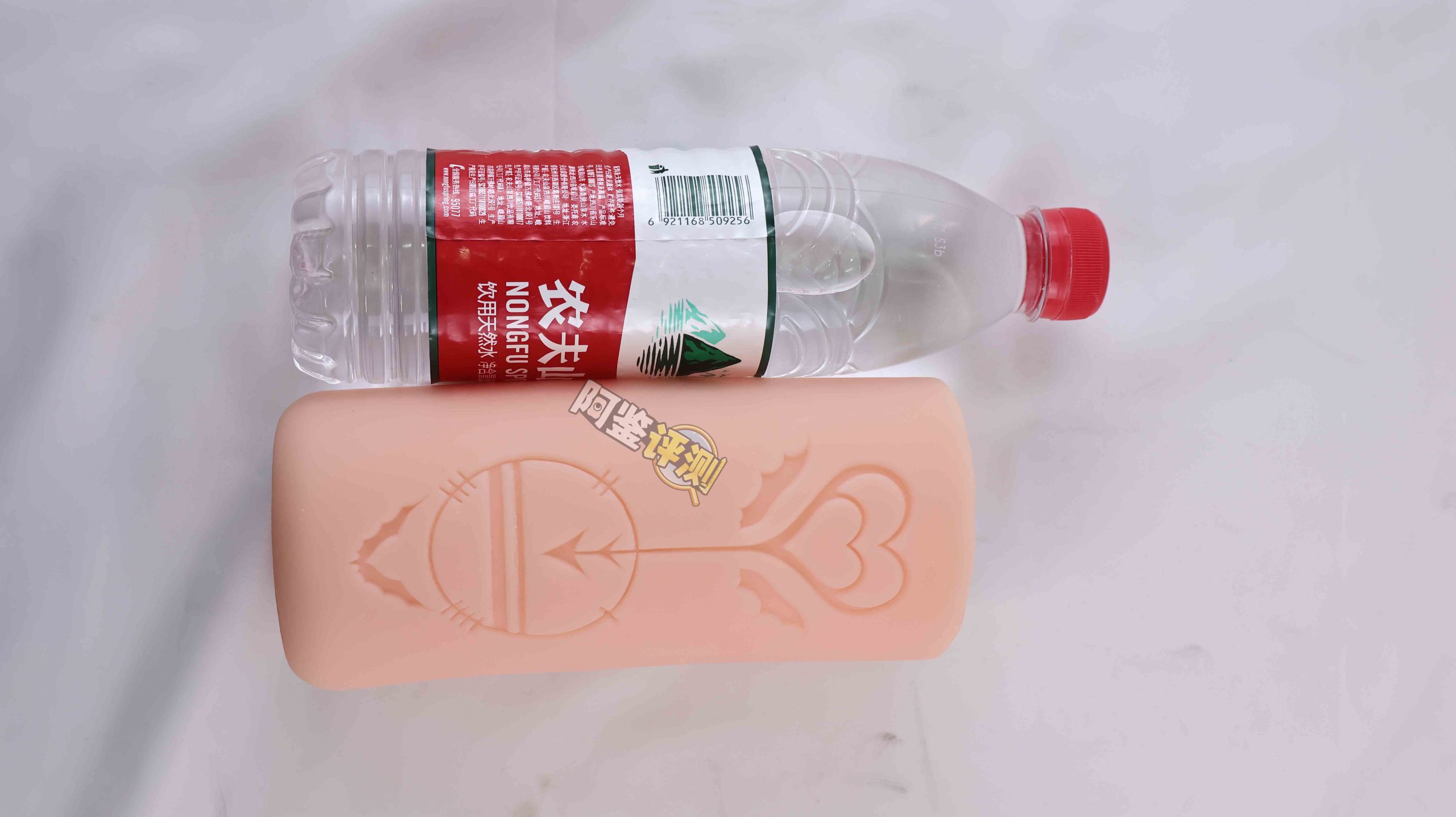 对子哈特——“舞踏会”评测！难以理解的古怪设计，像是礼盒中的月饼一样华而不实