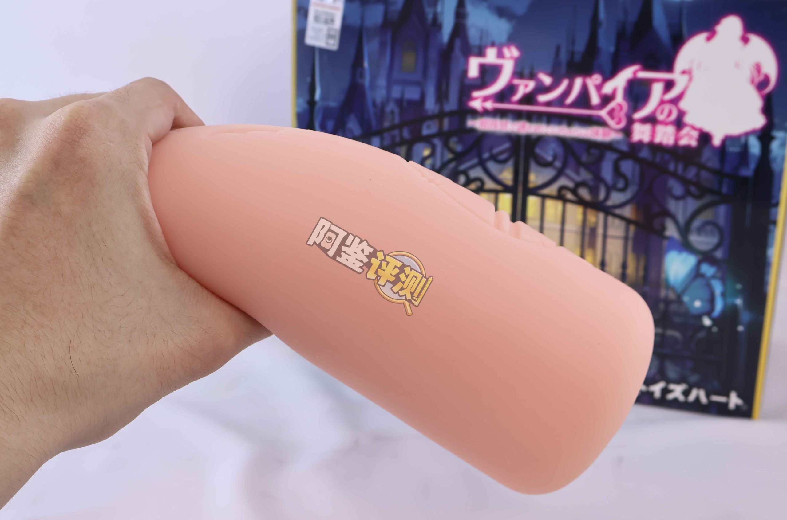 对子哈特——“舞踏会”评测！难以理解的古怪设计，像是礼盒中的月饼一样华而不实