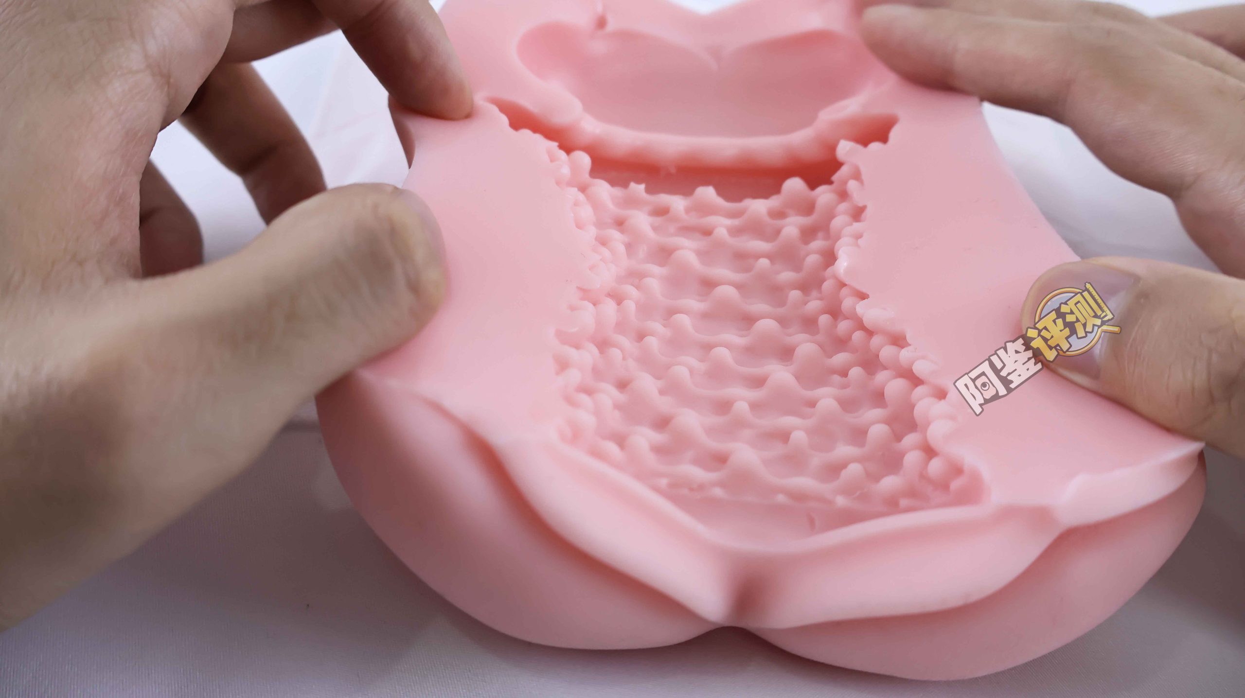 对子哈特—“真实17岁+G19八代”评测！完全相同的翻版倒模，简单粗暴的按摩结构！