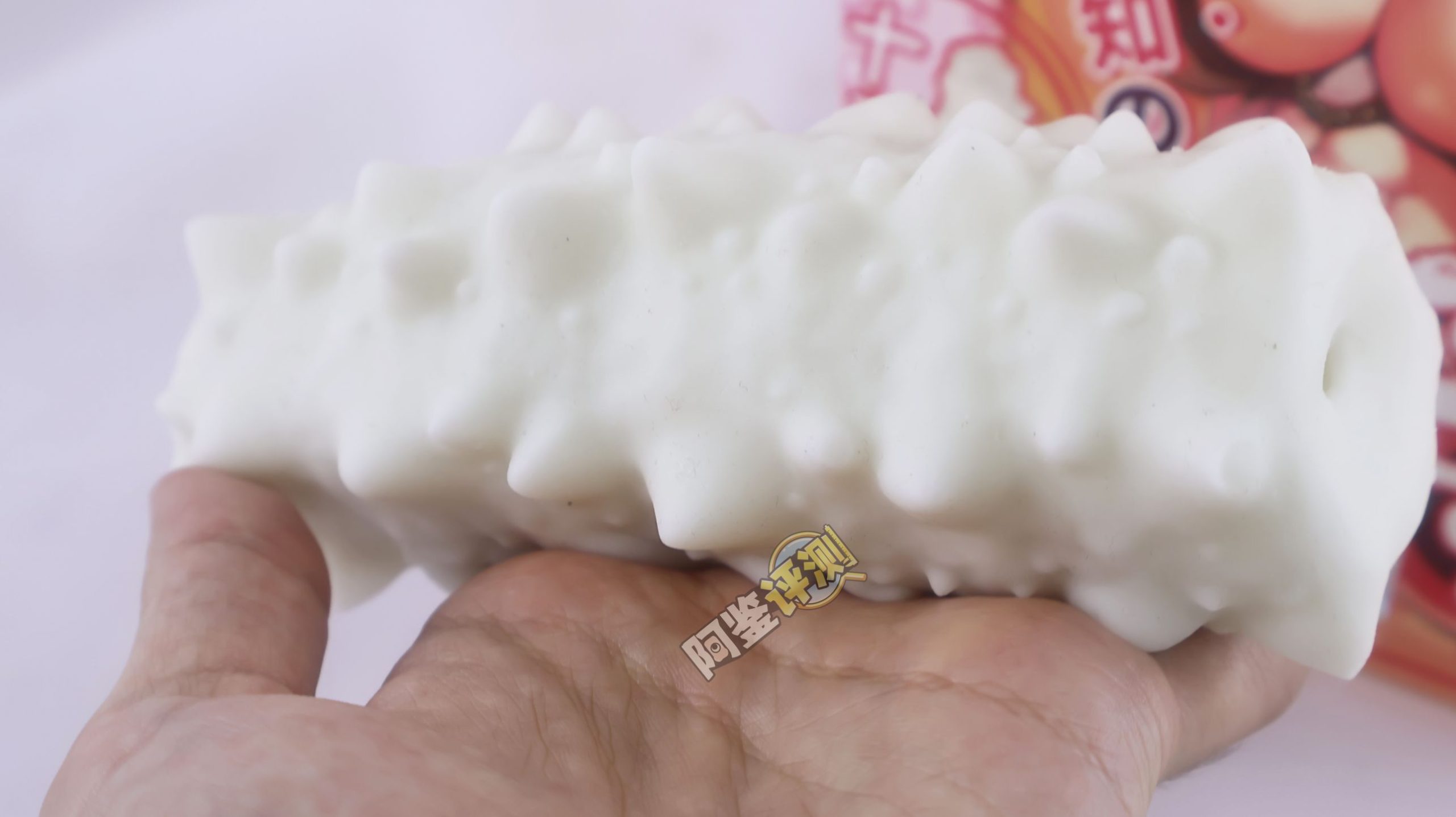 国产大魔王——“白丸”评测！虽然外形手感非常奇怪，但通道的剐蹭感不错