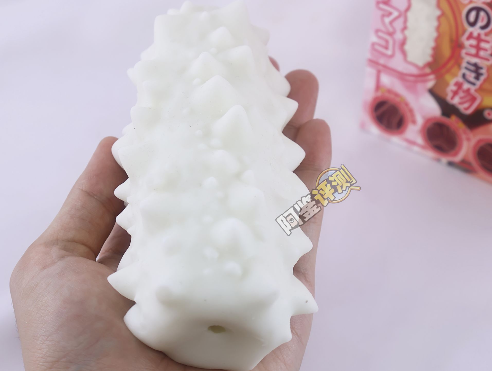 国产大魔王——“白丸”评测！虽然外形手感非常奇怪，但通道的剐蹭感不错