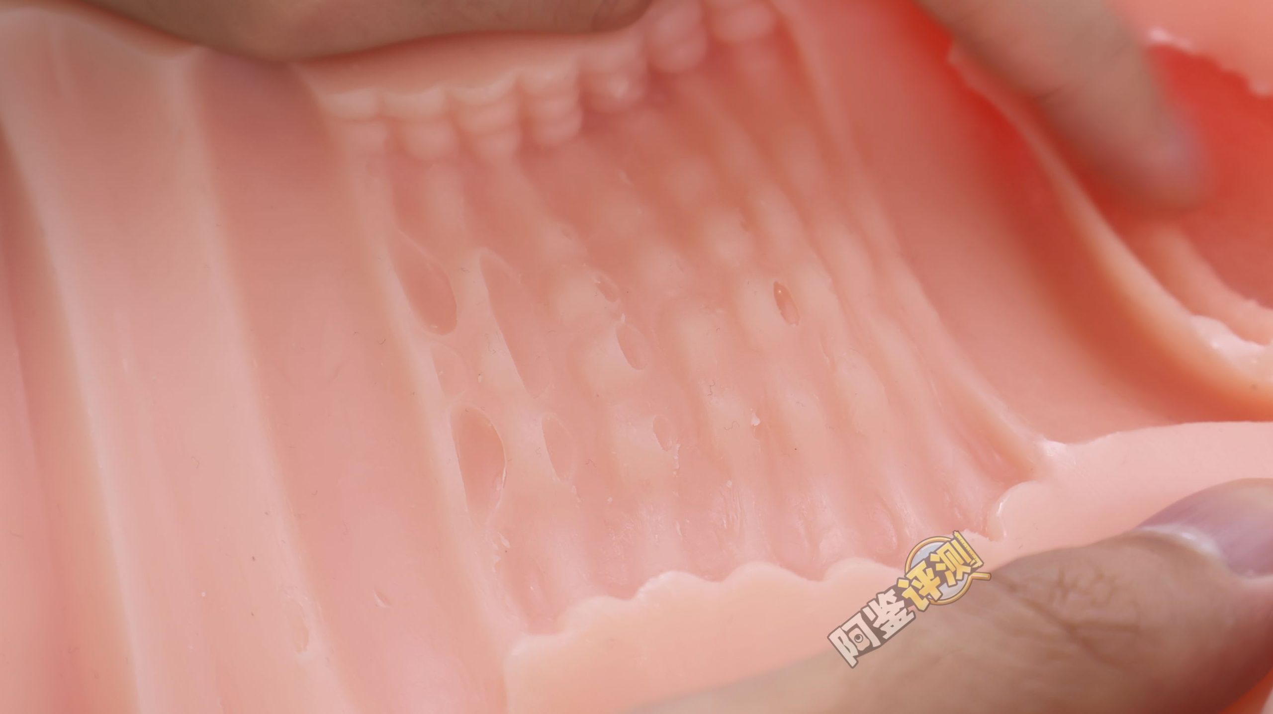 对子哈特——“舞踏会”评测！难以理解的古怪设计，像是礼盒中的月饼一样华而不实