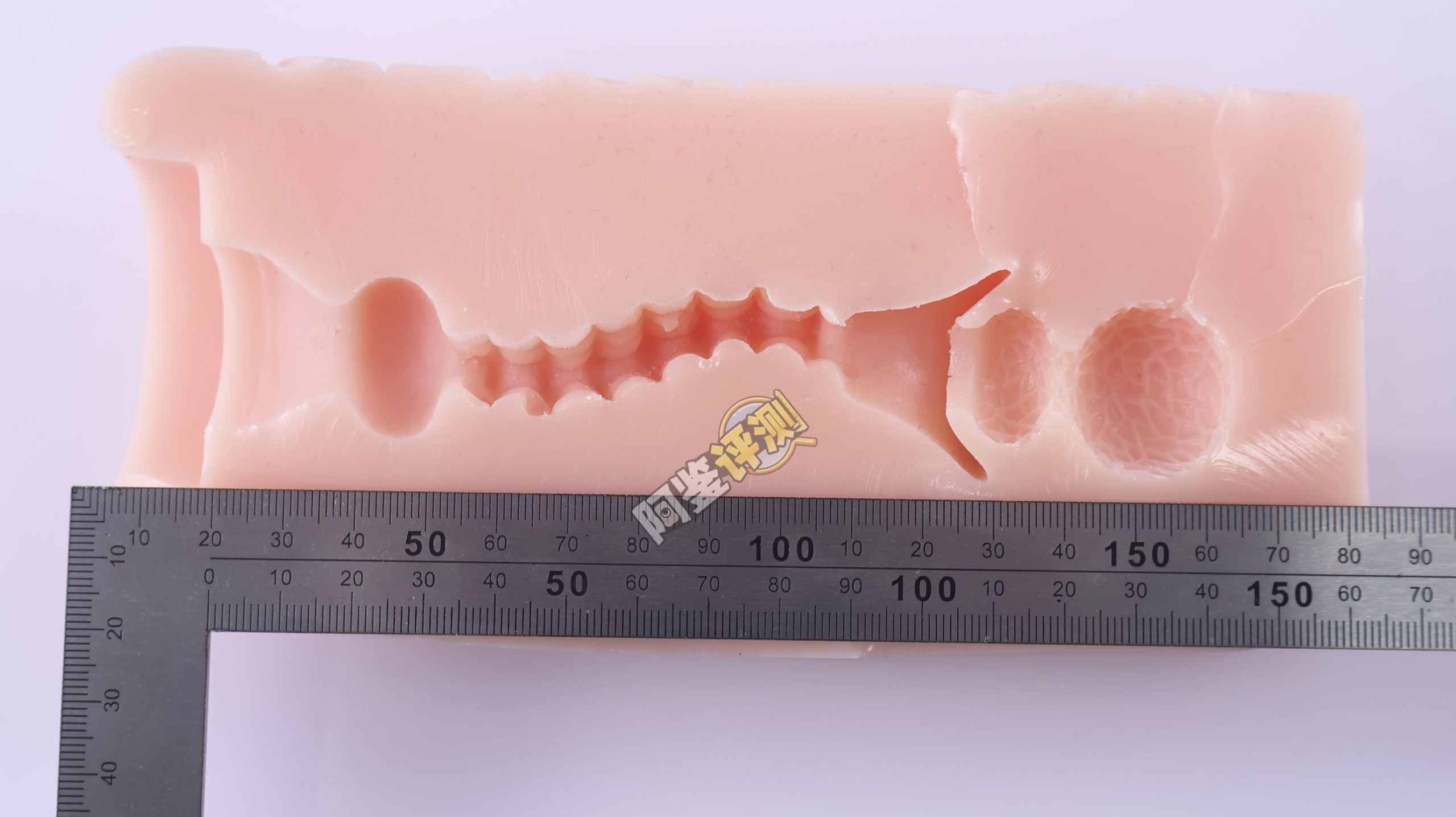 对子哈特——“舞踏会”评测！难以理解的古怪设计，像是礼盒中的月饼一样华而不实