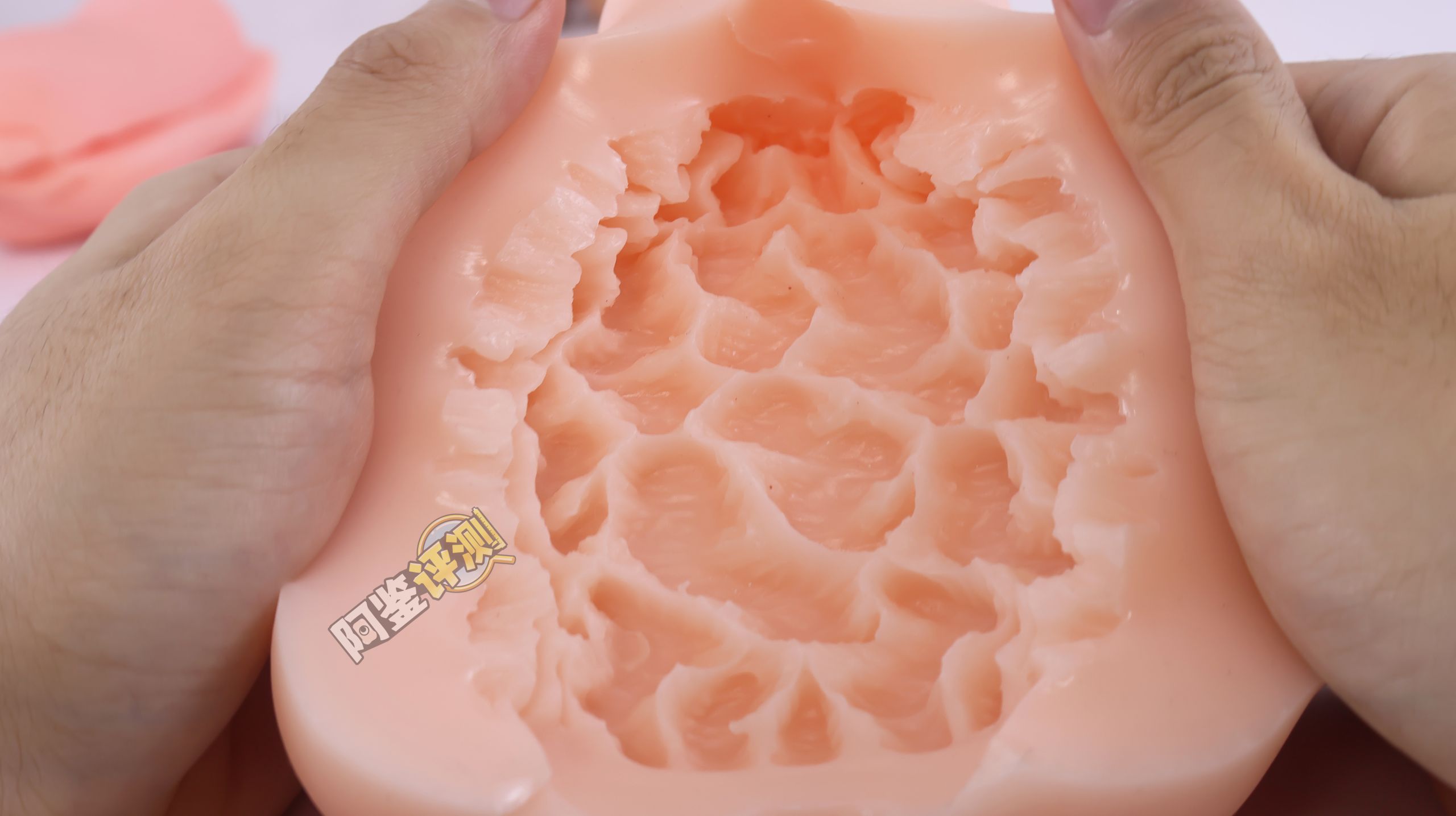 汤马托易士——“超昂闪忍”评测！这个超小众的联名肉片款，居然还相当好用