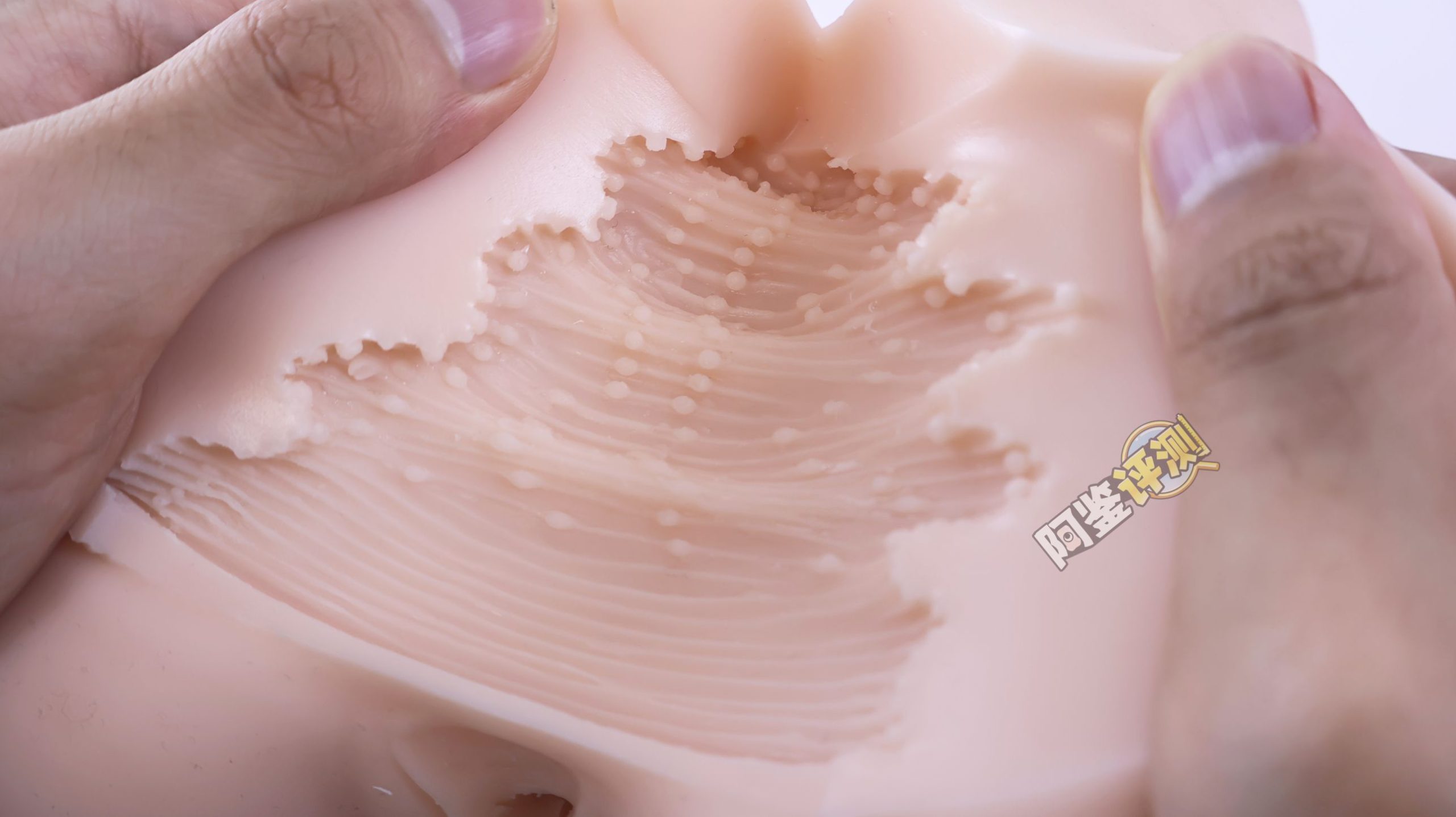 maccos——“纯洁之臀”评测!这个大小的话,有点不像臀模的感觉了....