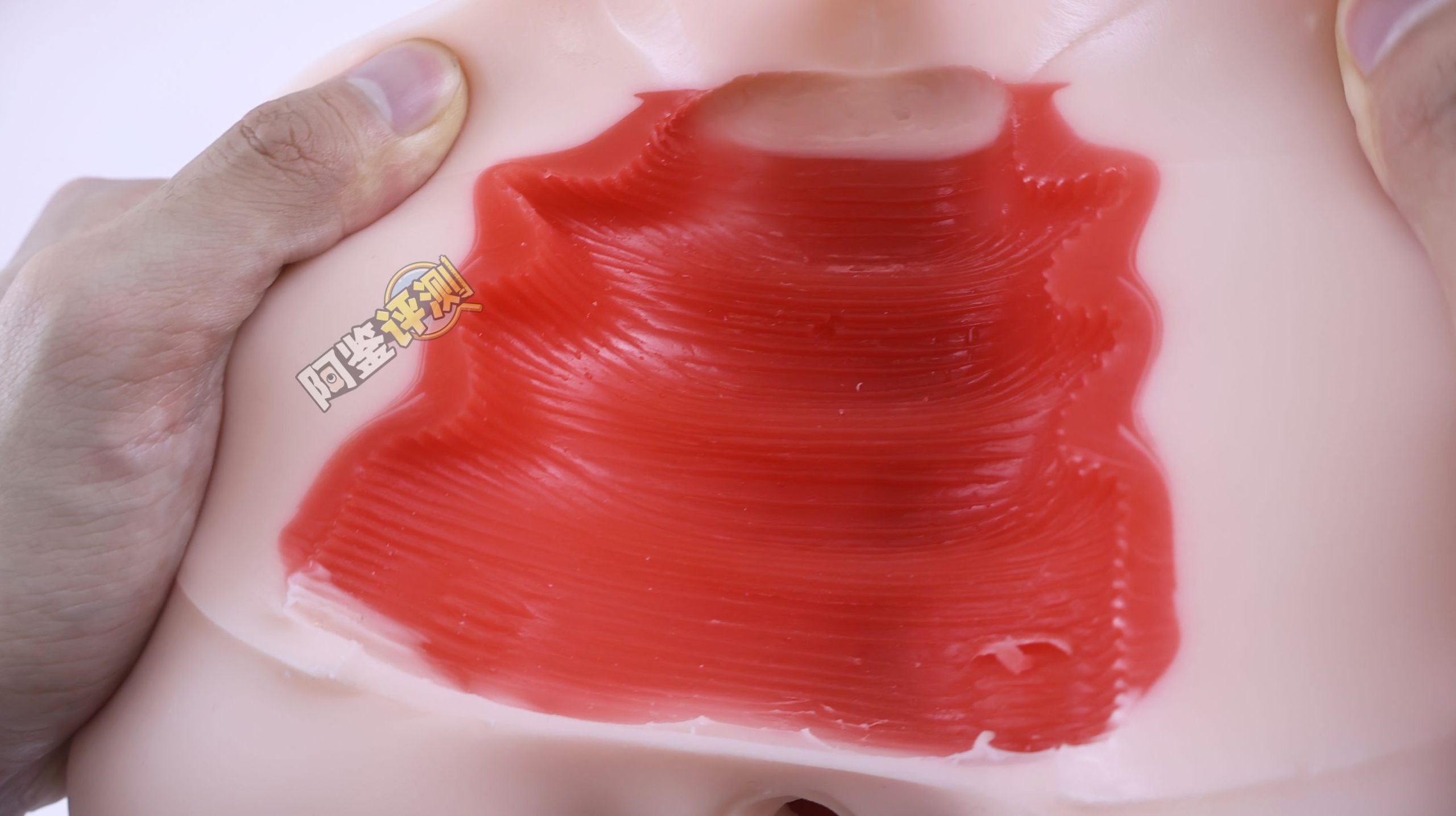 MACCOS——“纯洁之臀BIG”评测！变大后的手感好了太多，但通道为何没有继承？