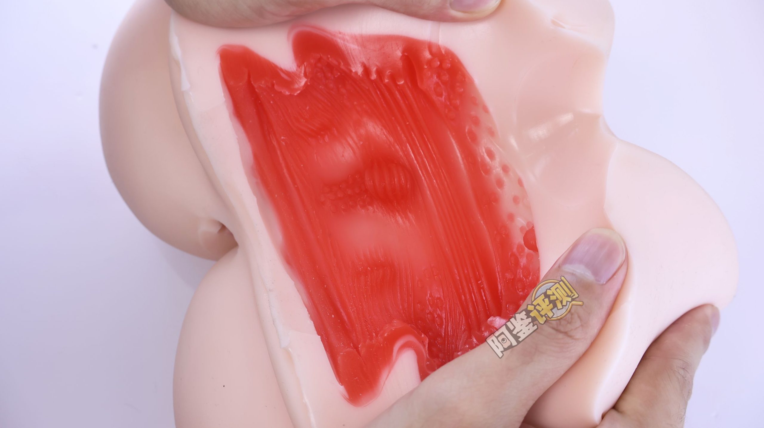 MACCOS——“纯洁之臀BIG”评测！变大后的手感好了太多，但通道为何没有继承？