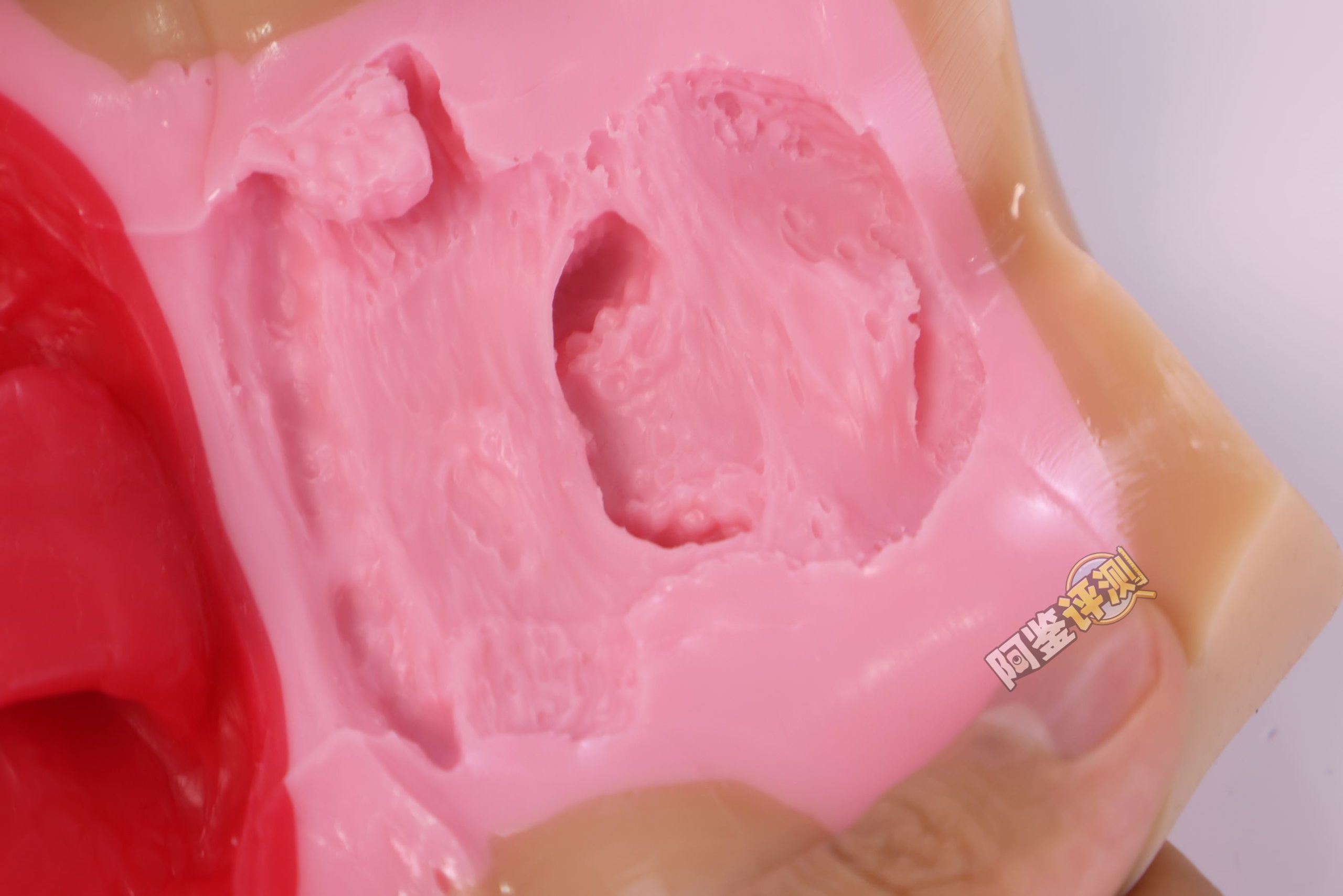 魔眼——“超辣妹浓厚口交”评测！牙齿噱头过气后，“真实之口”的金字招牌完全破碎