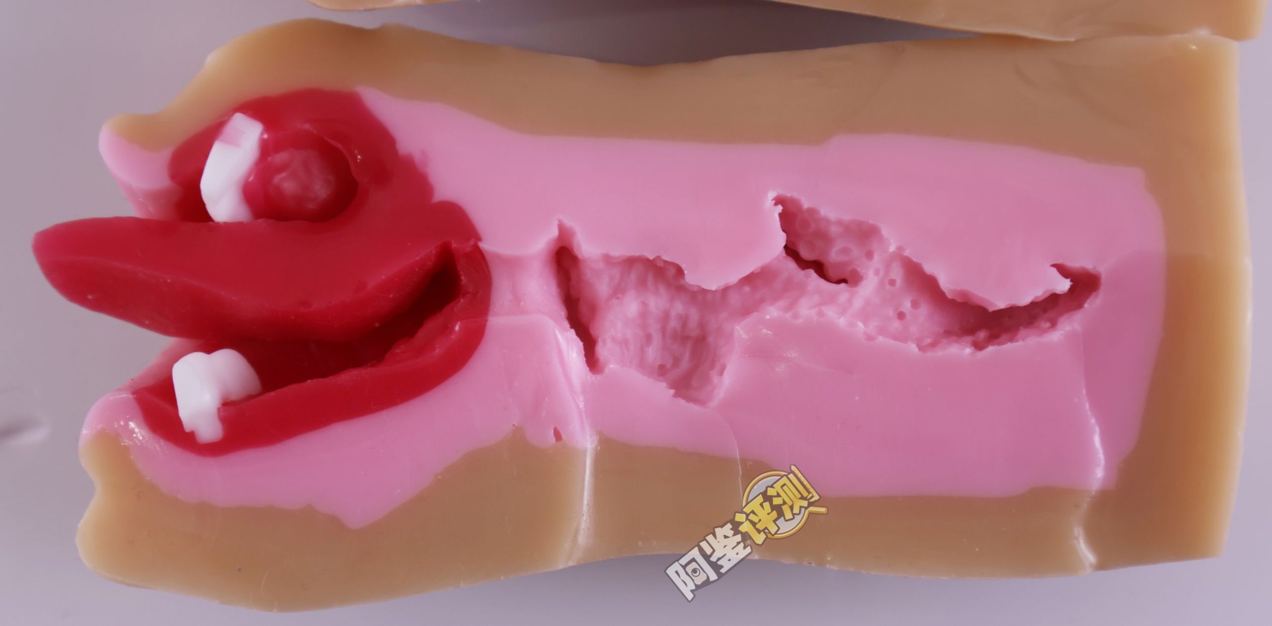 魔眼——“超辣妹浓厚口交”评测！牙齿噱头过气后，“真实之口”的金字招牌完全破碎