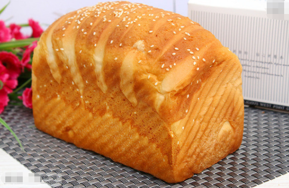 maccos——“真实之臀”评测！重量方面确实是足够的，但造型实在太过无感了.....