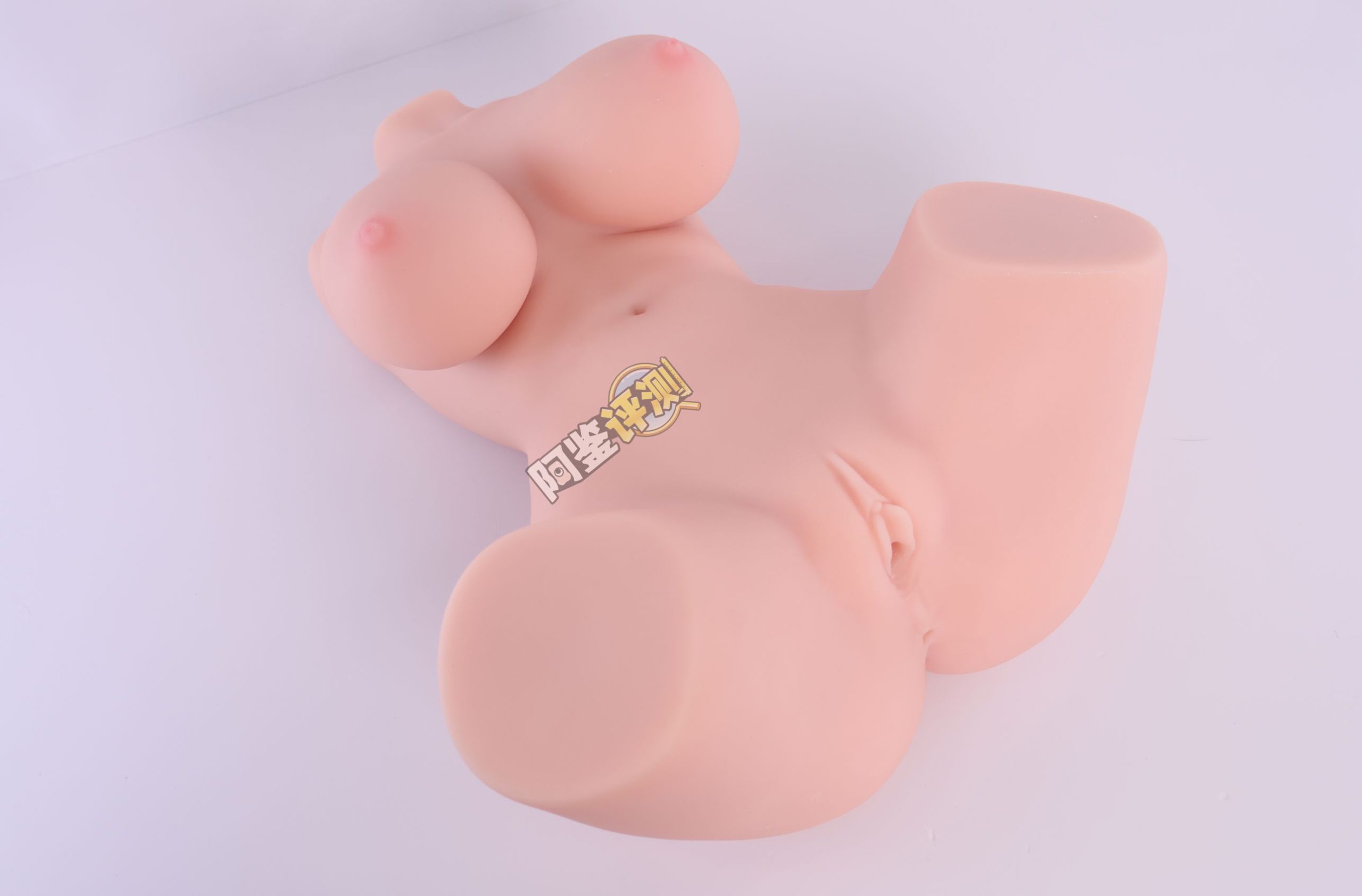 HMAX——“幻想女仆”评测!硬奶+固定腿部的大型倒模,插入有些不方便但至少床置比较好用