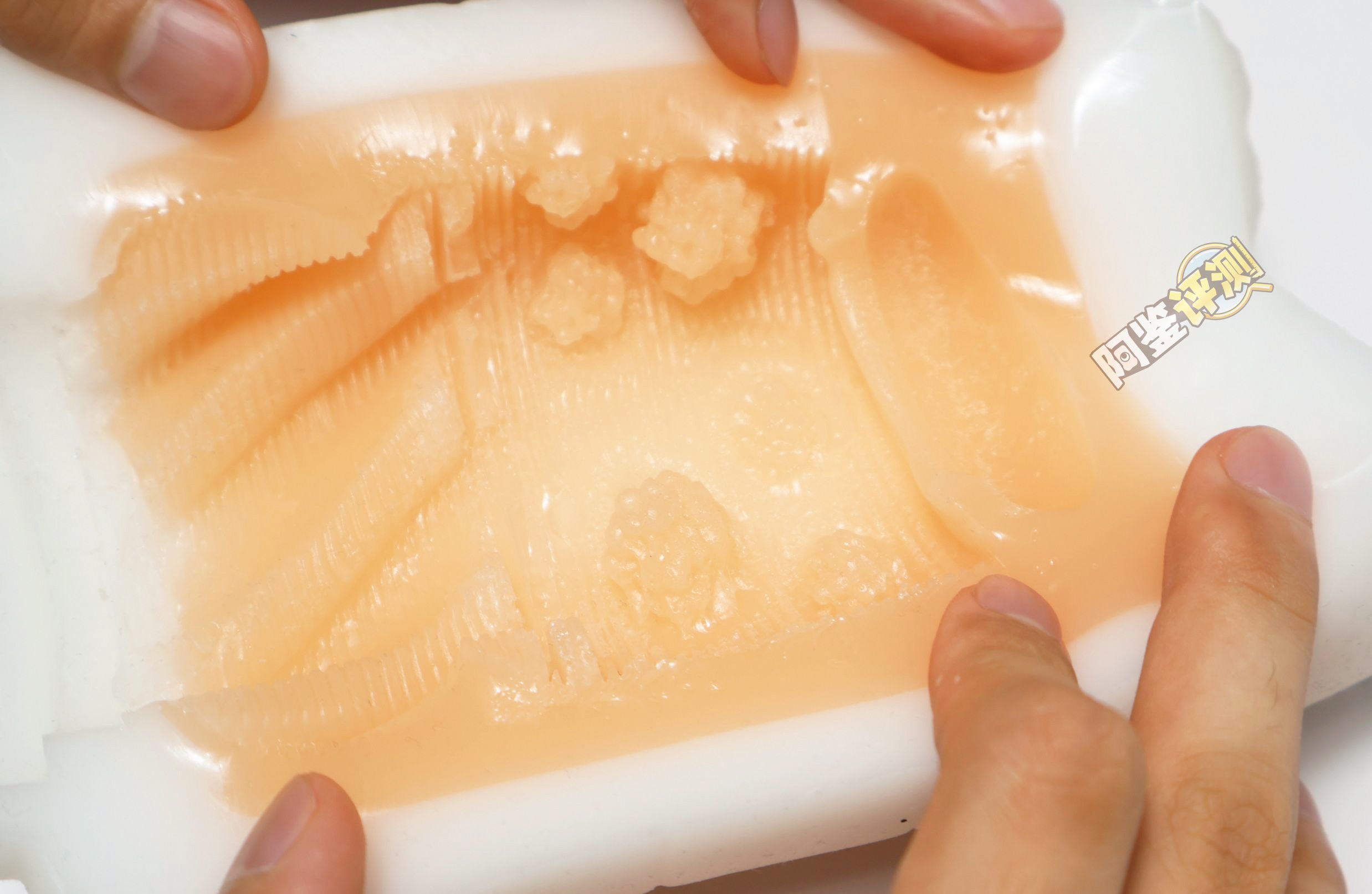 火炮——“圣女狩宴”评测!两只神兽盘踞在内的奇怪设定......不过体验还是足够好使