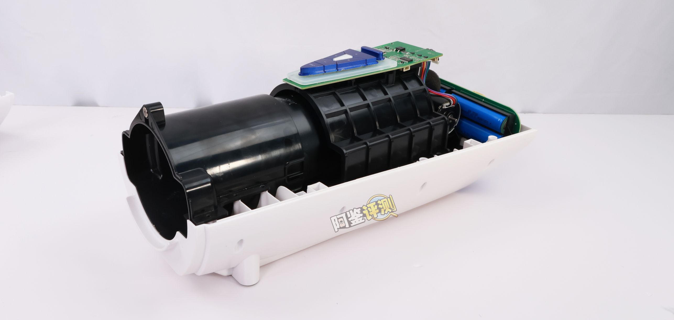 rends——“A10 PISTON SA+plus”评测！价值6000+！高端零件移植到土鳖设计上的四不像智商税