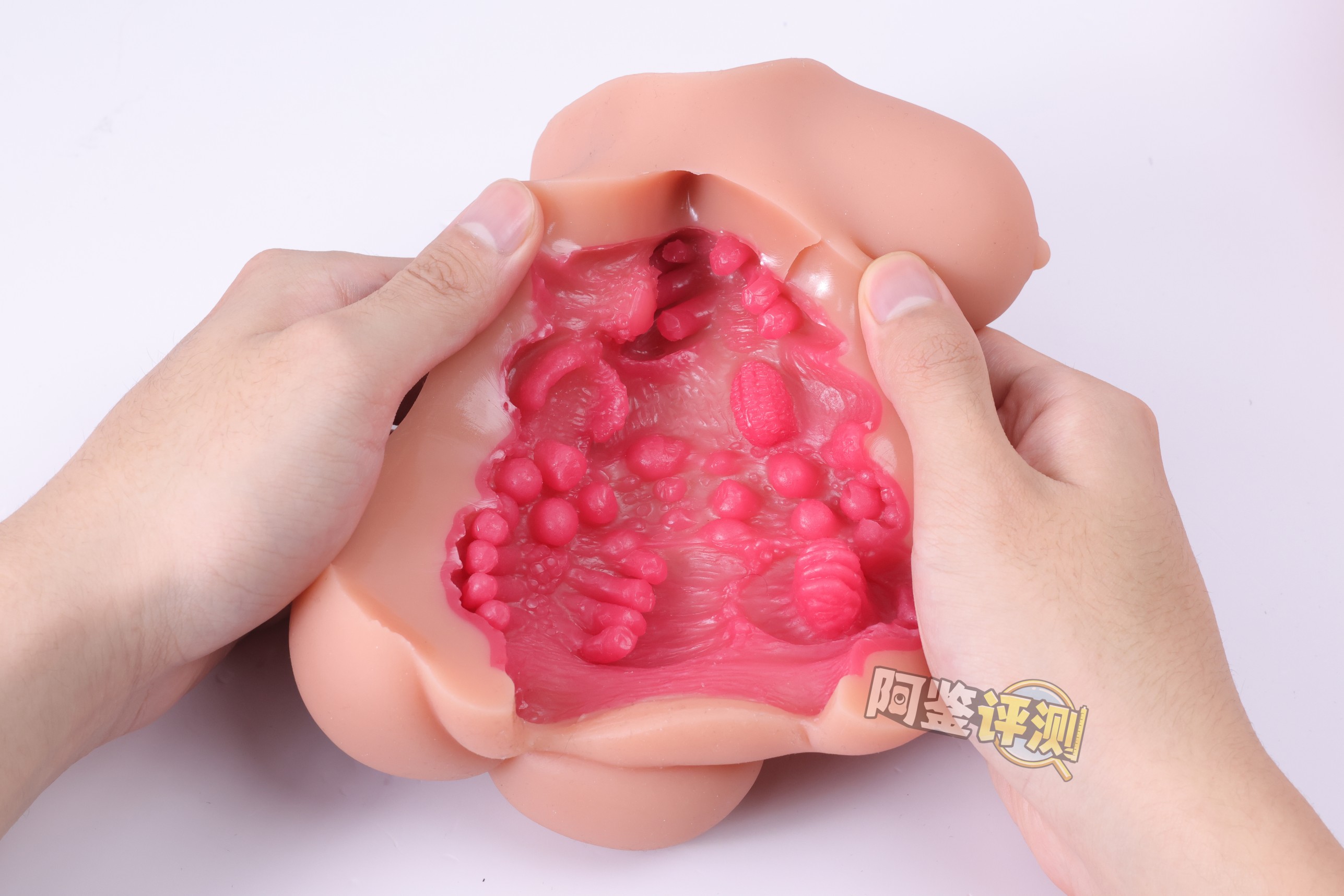 魔眼——“蠢GAL”评测！观感猎奇夸张的“肋骨形”咬合结构，但我用着真的没啥感觉....