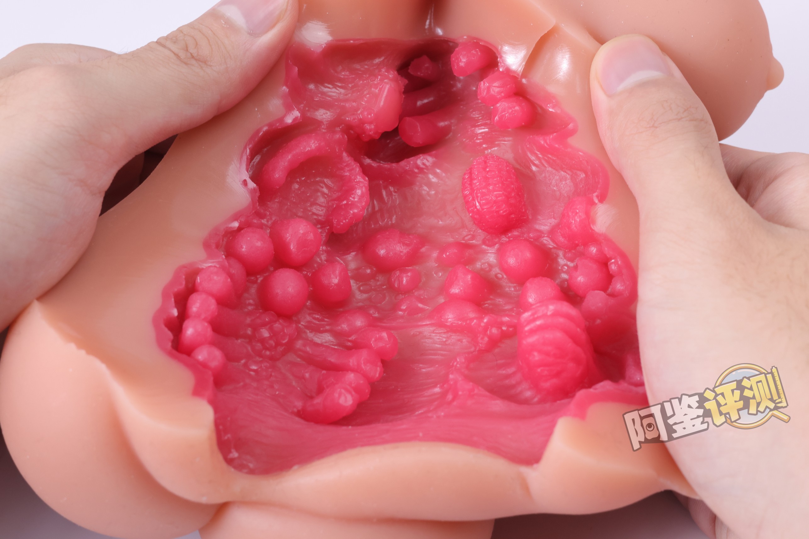 魔眼——“蠢GAL”评测！观感猎奇夸张的“肋骨形”咬合结构，但我用着真的没啥感觉....