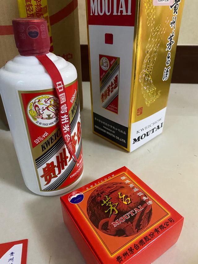 【重口】汤马托易士——“二次元体臭tamatoys香水”评测（上）！奶酪蛋糕？这新版本的臭味也太“美味”了