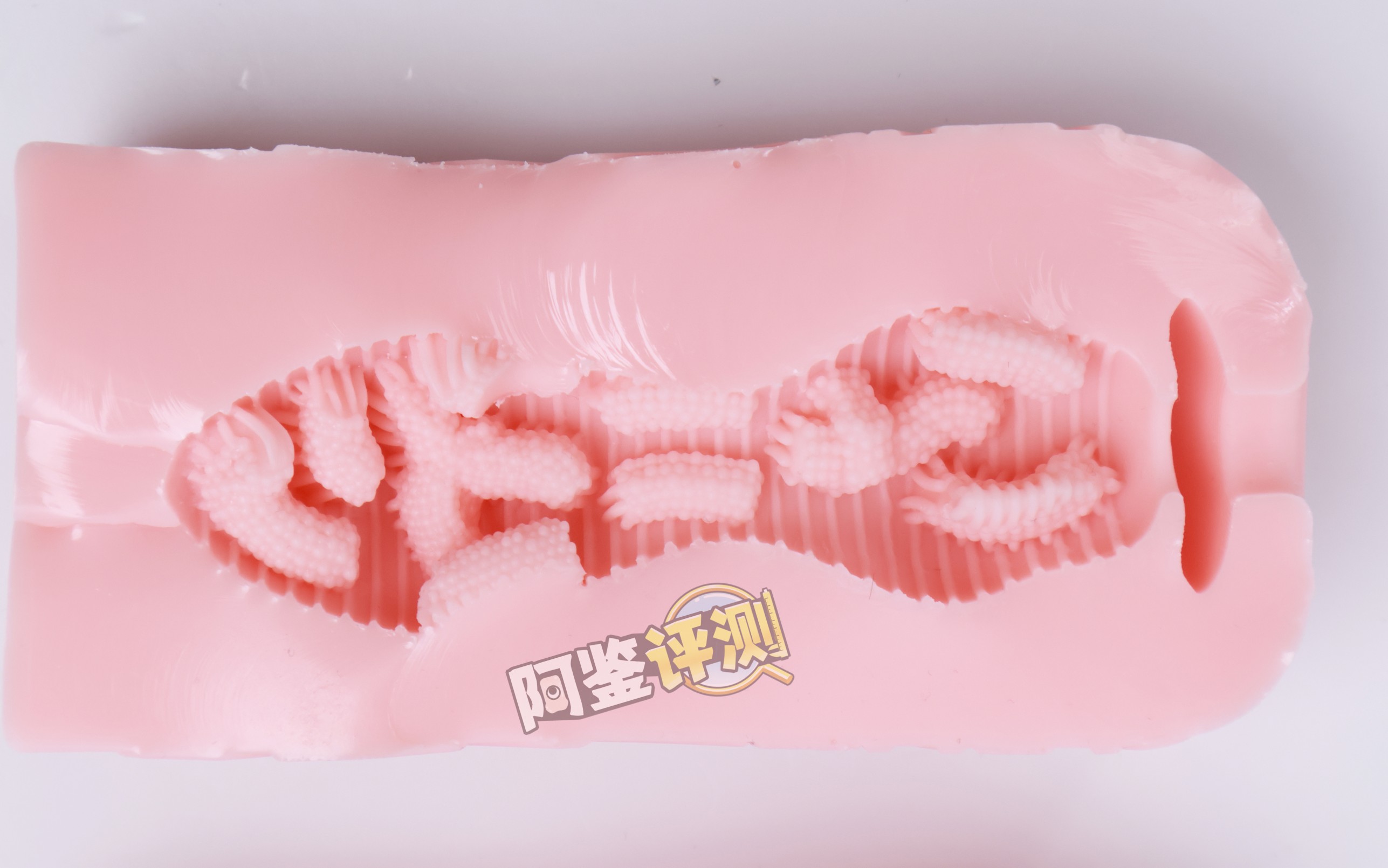 对子哈特——“ 梦幻术士”评测！似曾相识的杂乱感，这系列招牌的真空感已经消失不见了...