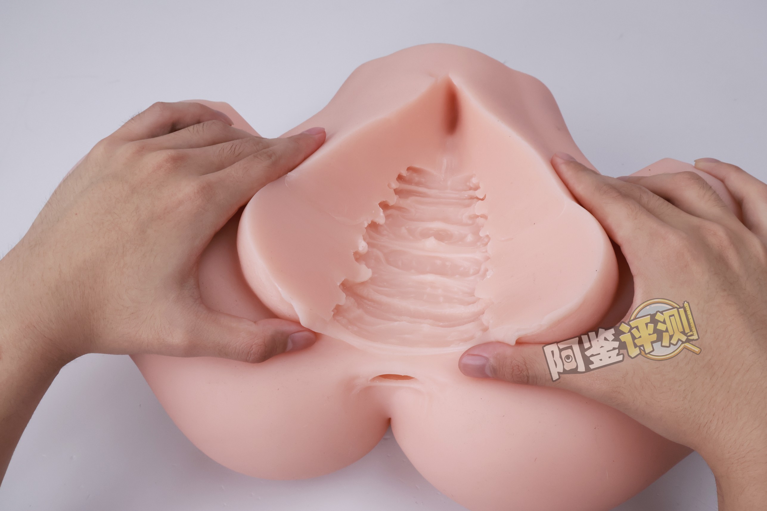 HMAX——“究极之臀”评测！虽然手感上是个不错的软臀，但体验居然这么不好