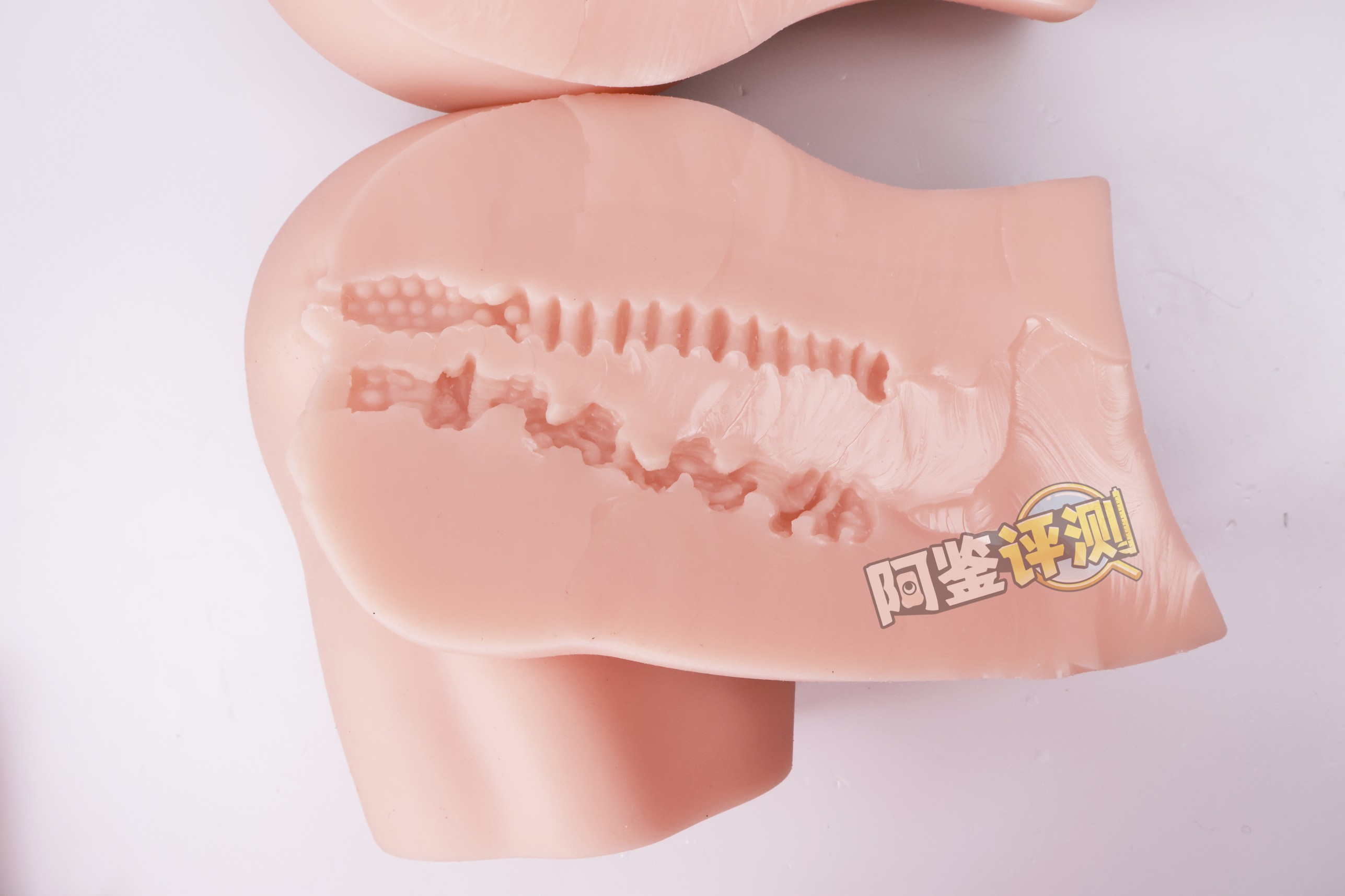 HMAX——“究极之臀”评测！虽然手感上是个不错的软臀，但体验居然这么不好