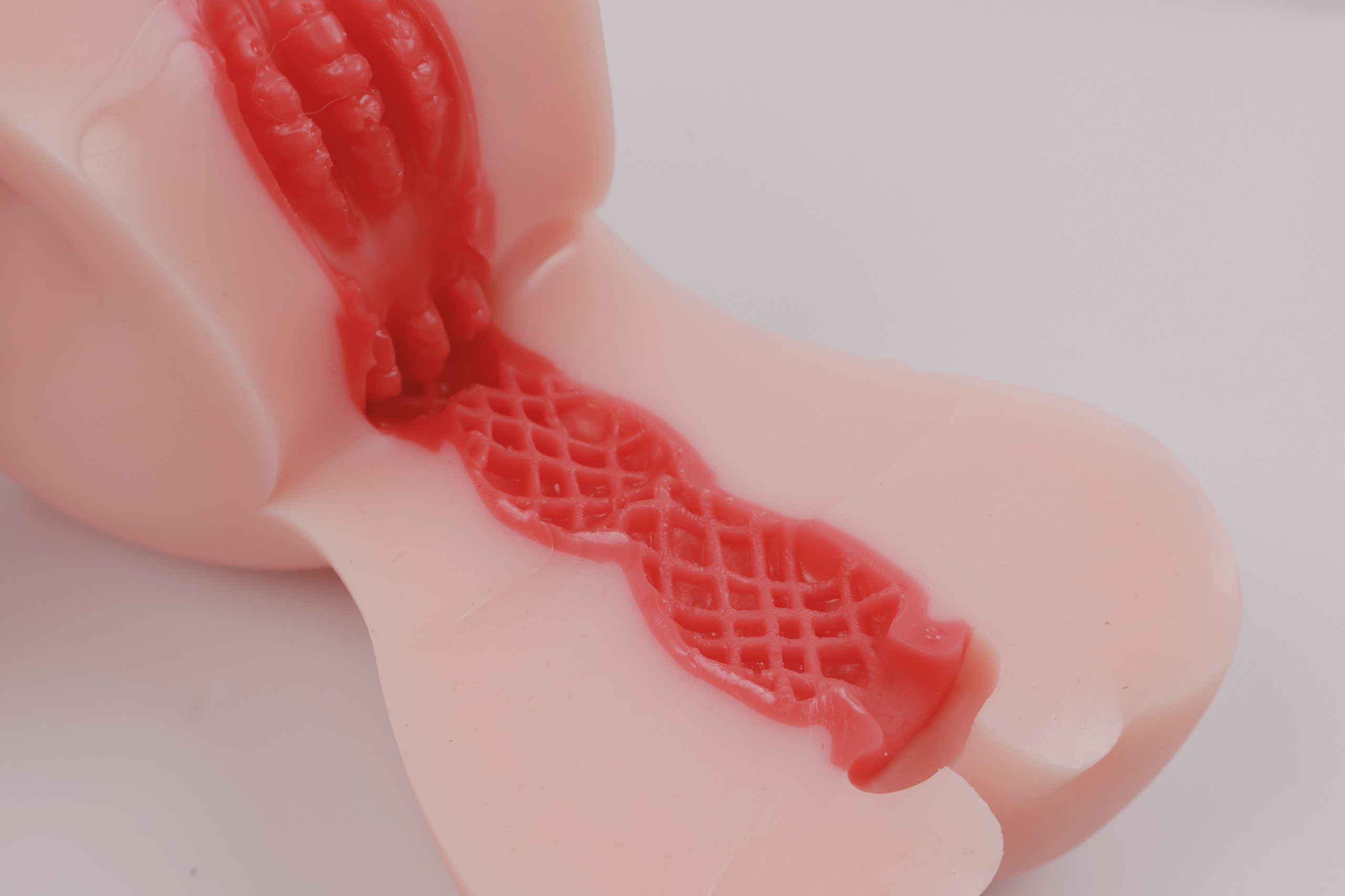 lovefactor——“职场魅魔”评测!在日本流行的剐蹭感设计,终于得到了一个厚实优质的"肉体"