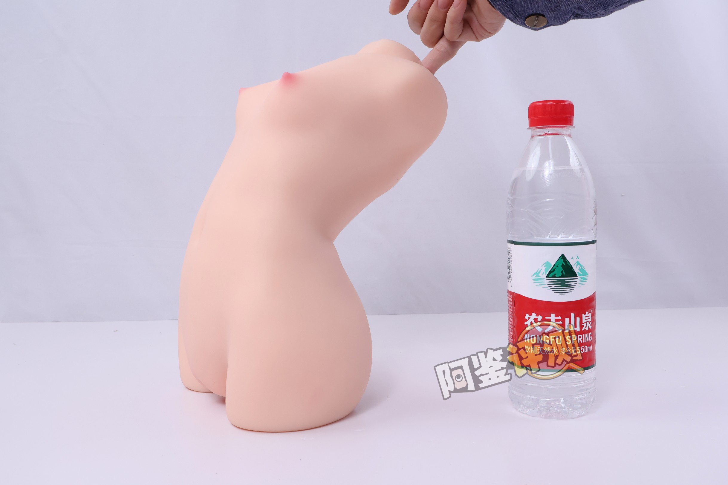 KAGUYANO——“柴慕斯"评测！高硬度的萝莉小身体倒模，你的乳头怎么尖尖的？