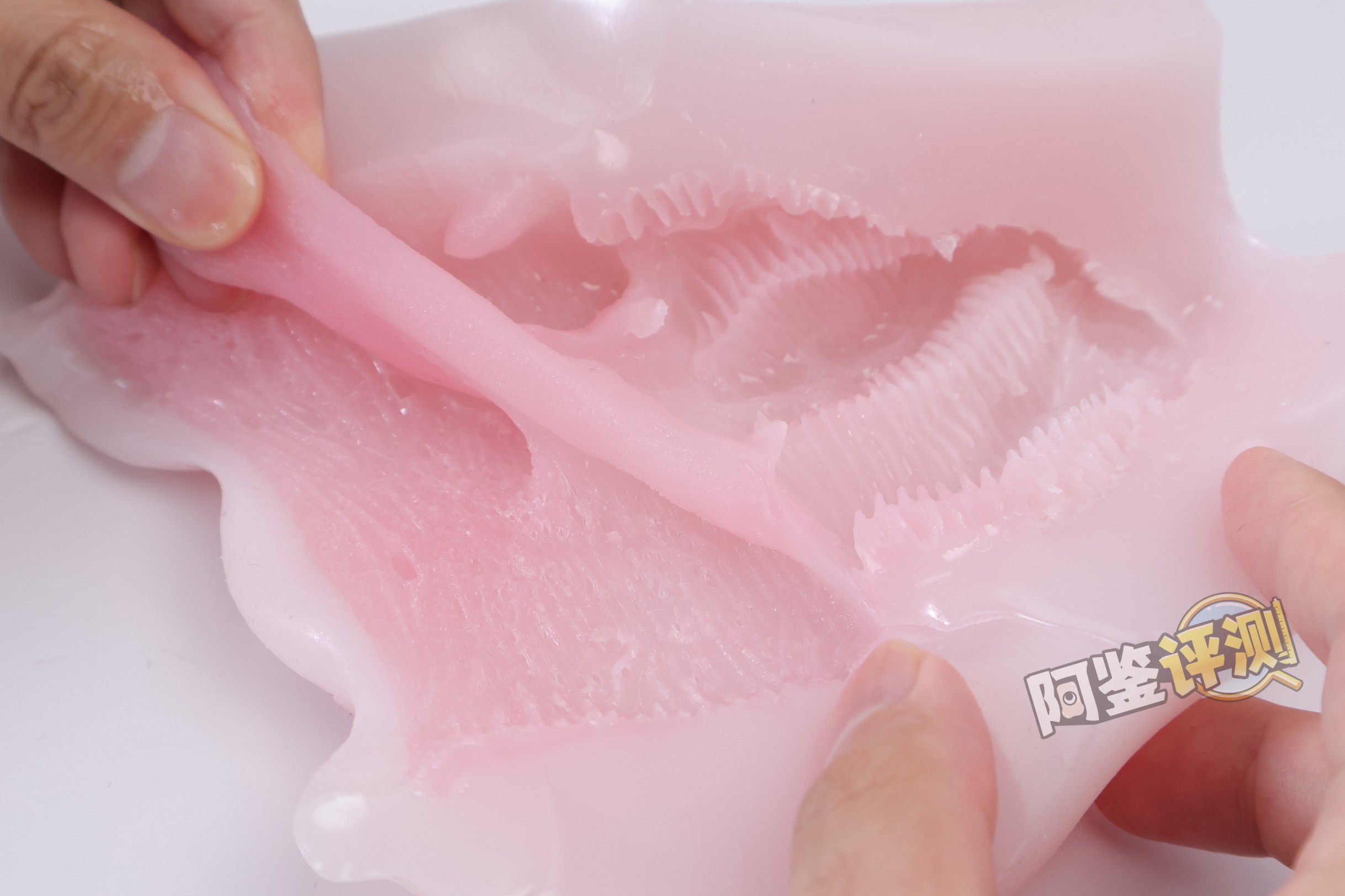 火炮——“ 颜面性器”评测!很有创意的设定,但是实际体验上完全没有体现出特点