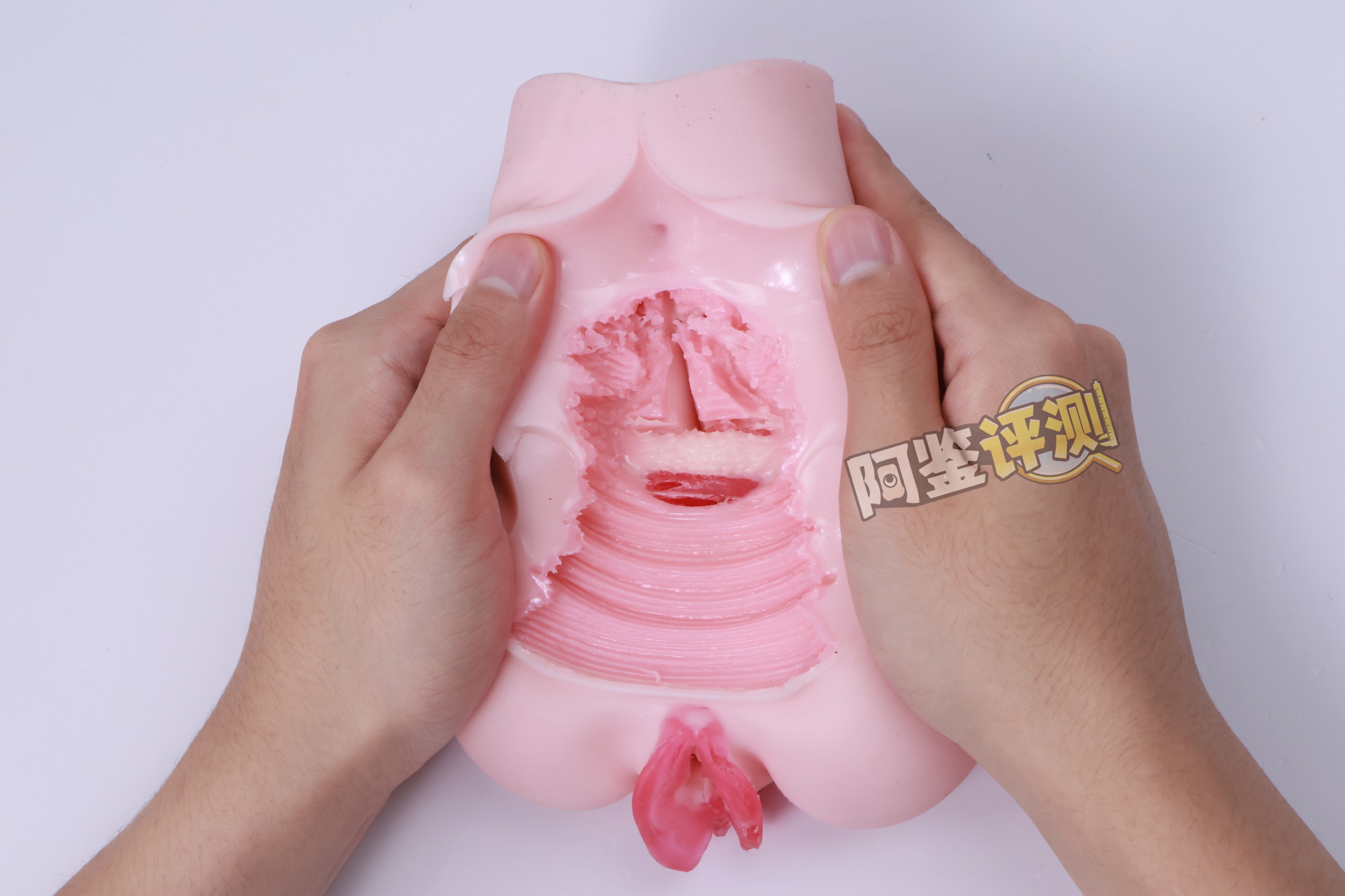 魔眼——“玫瑰新娘（软版）”评测！考古早年魔眼的黏土感材质，但品控究极大爆炸