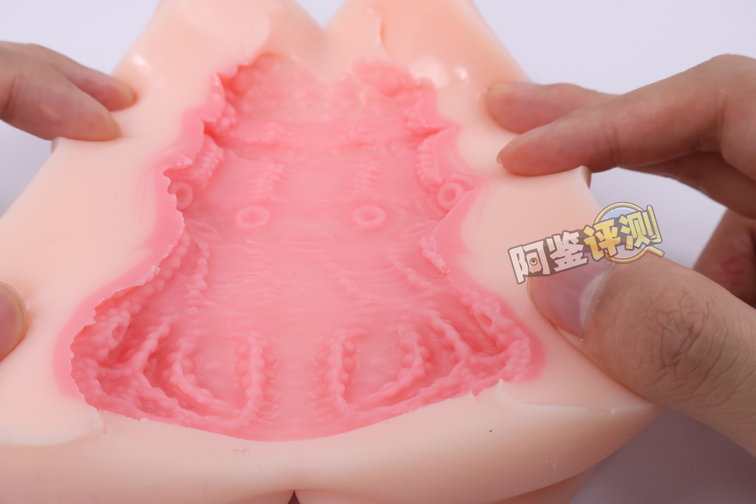 对子哈特——“黑月”评测!降级转型后的第一款慢玩产品,使用的居然也是那个材料....