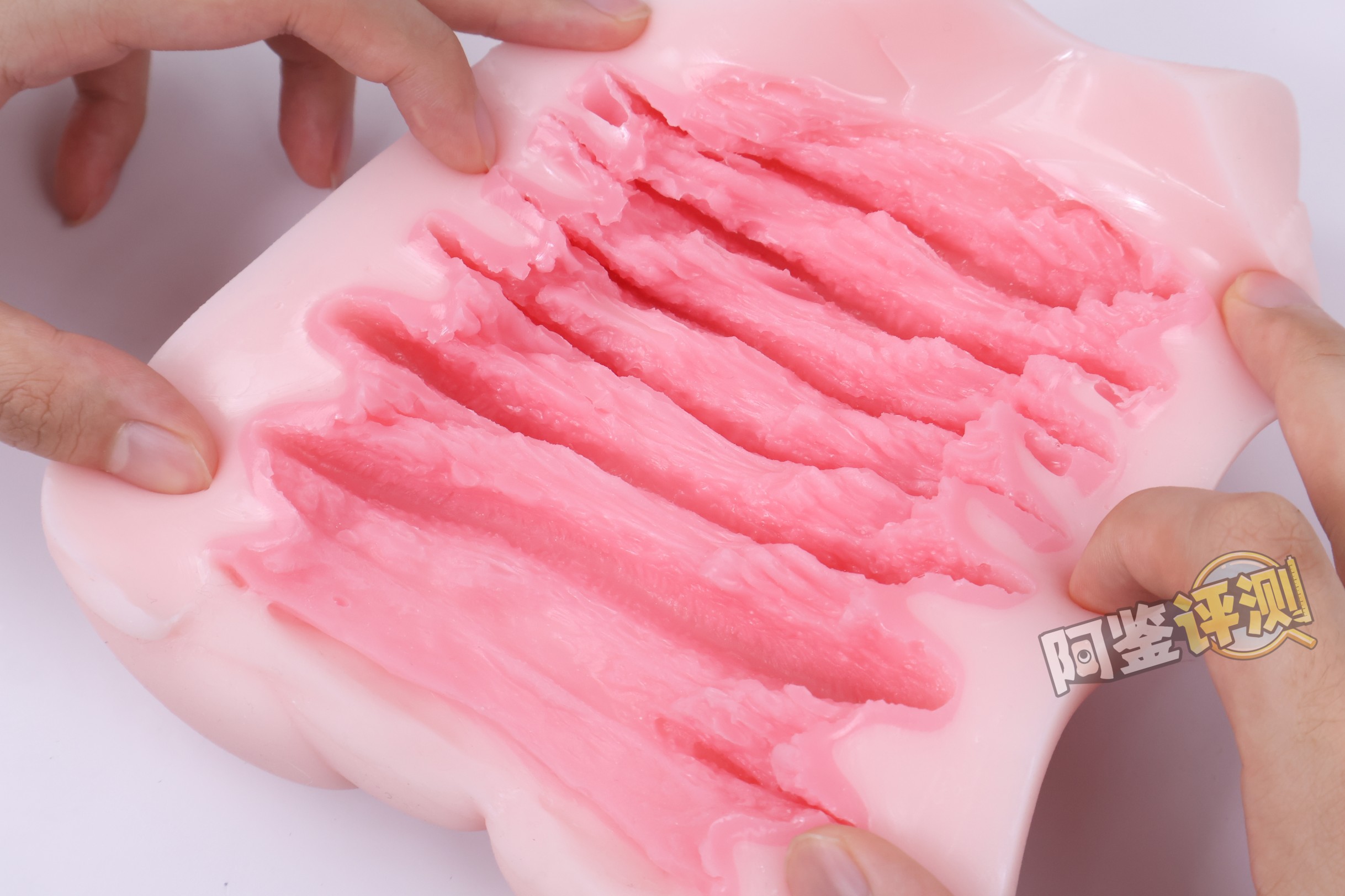 魔眼——“鲨鱼螺旋（soft）”评测！TENGA spinner的超级强化版，独特排气方式的猎奇脂软杯