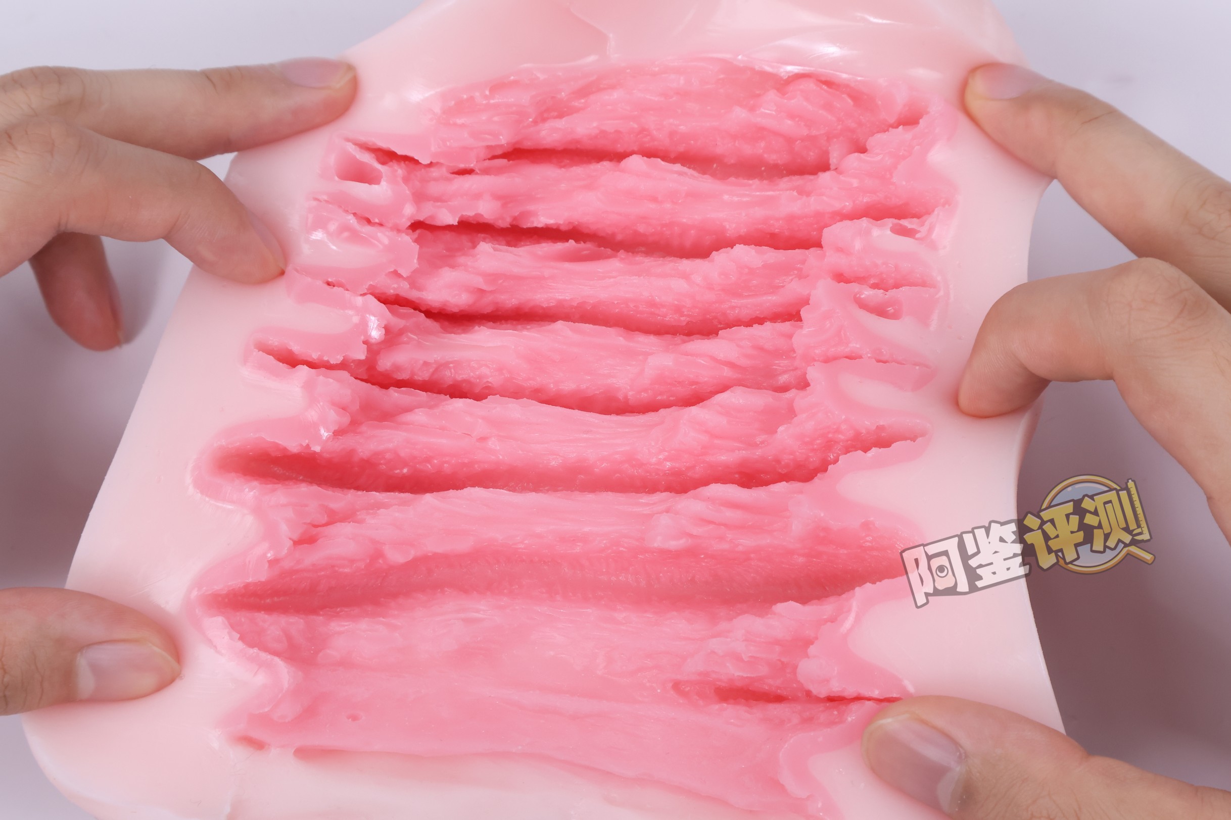 魔眼——“鲨鱼螺旋（soft）”评测！TENGA spinner的超级强化版，独特排气方式的猎奇脂软杯