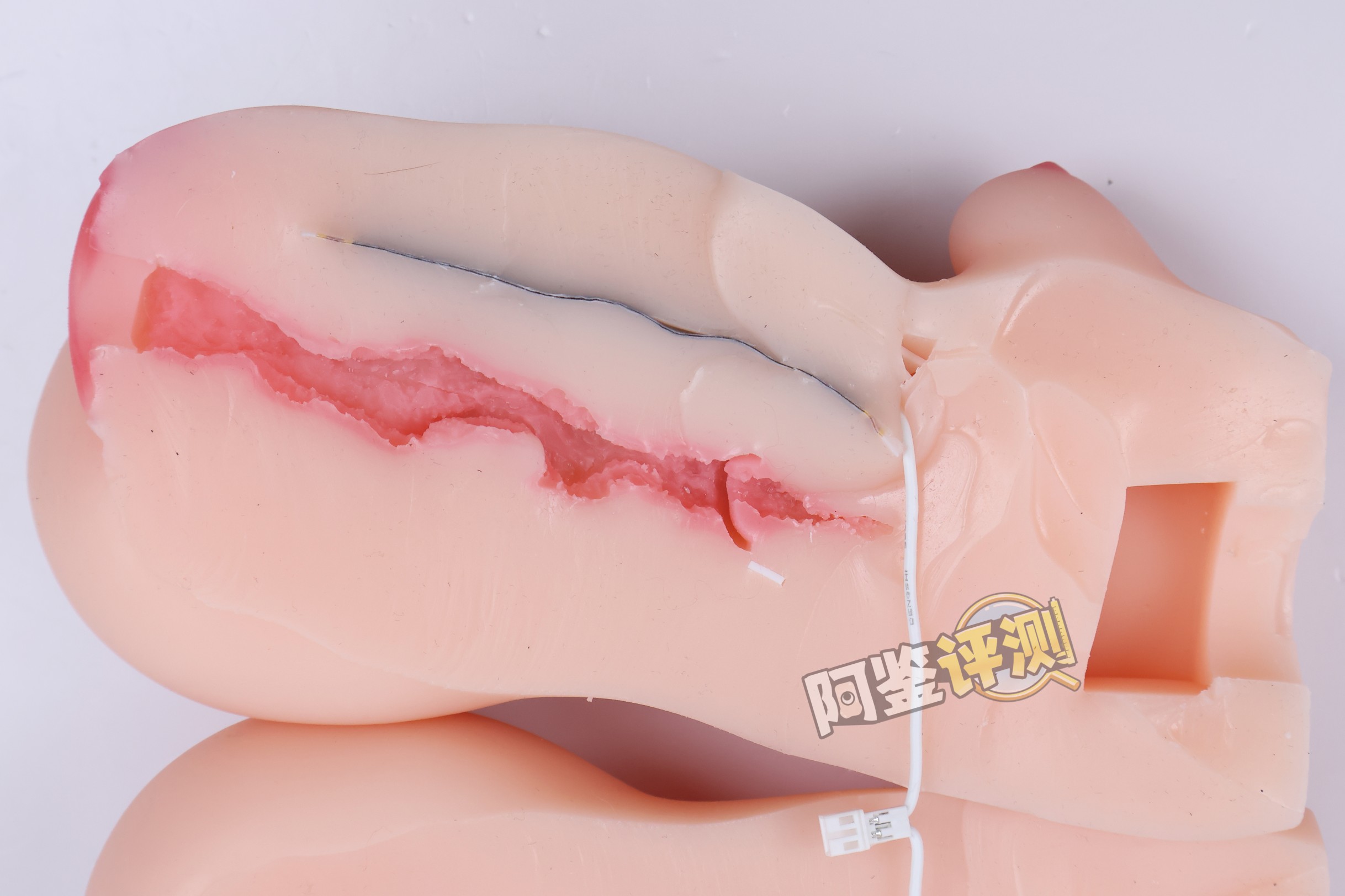 YUU——“热热子四代”评测！体验上虽然没有太多可圈可点的地方，但加热整体效果不错