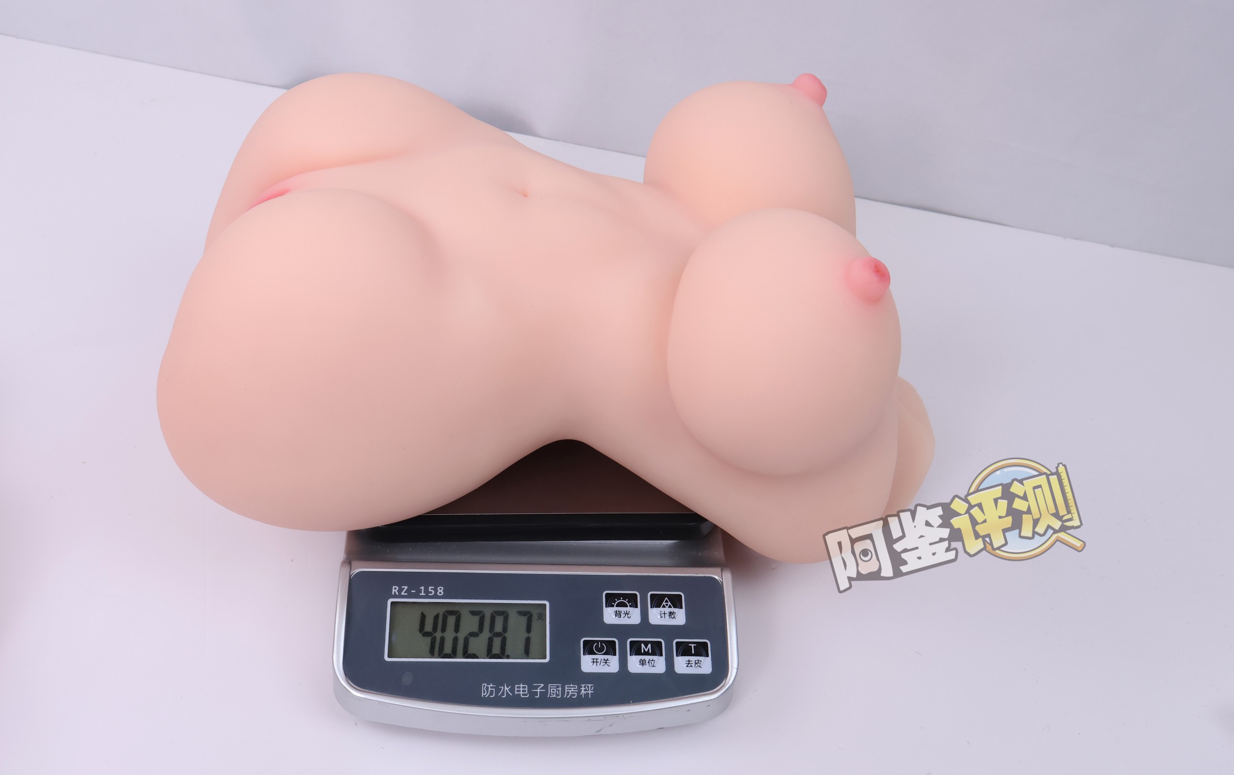 杯多多——“乳穴牛娘”评测！造型虽然看着还不错，但怎么又给我几把撞到骨架上头去了？！