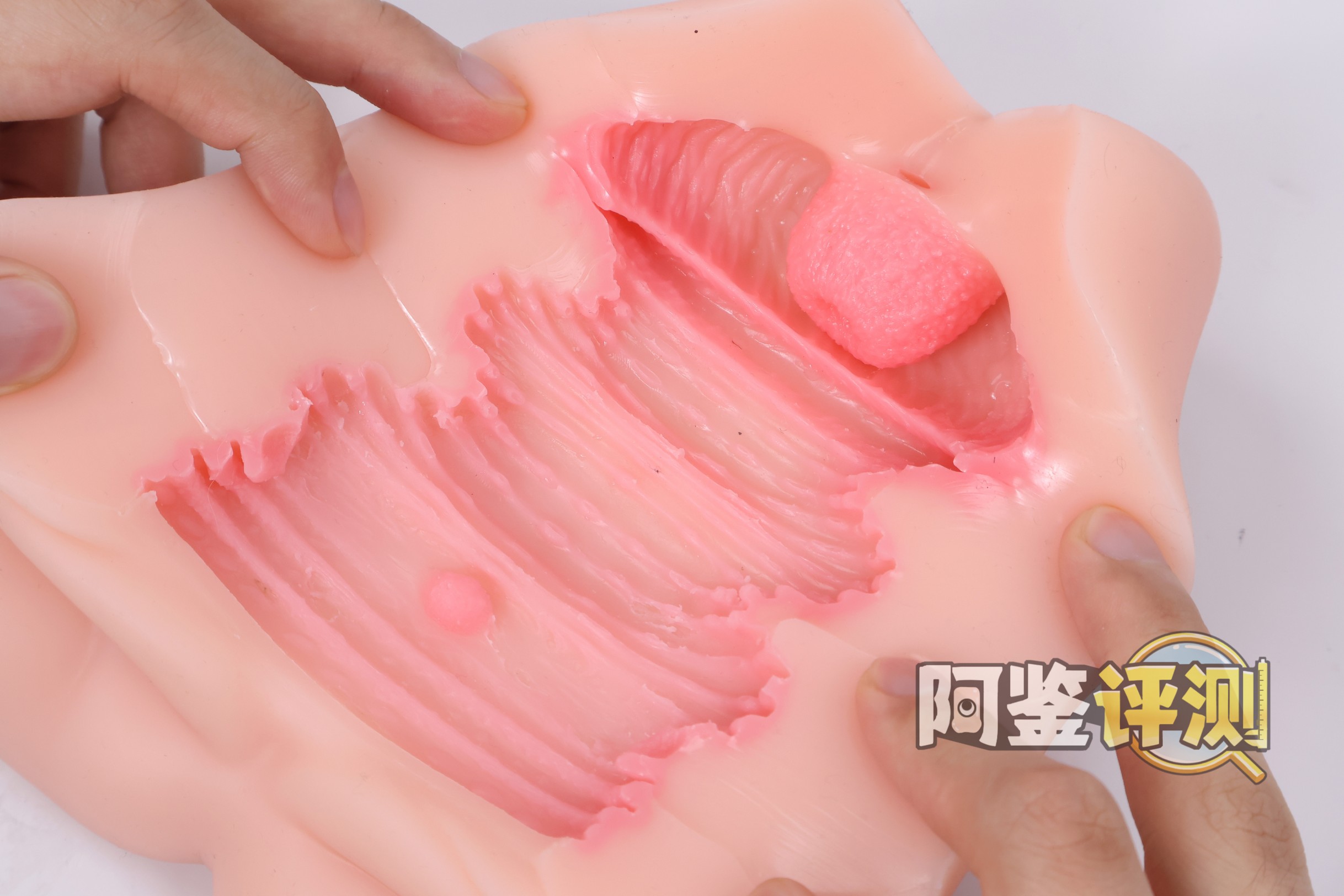 RQS——“梦幻精灵”评测！独特的厚实末端子宫设计，不过实用度好像没有那么高