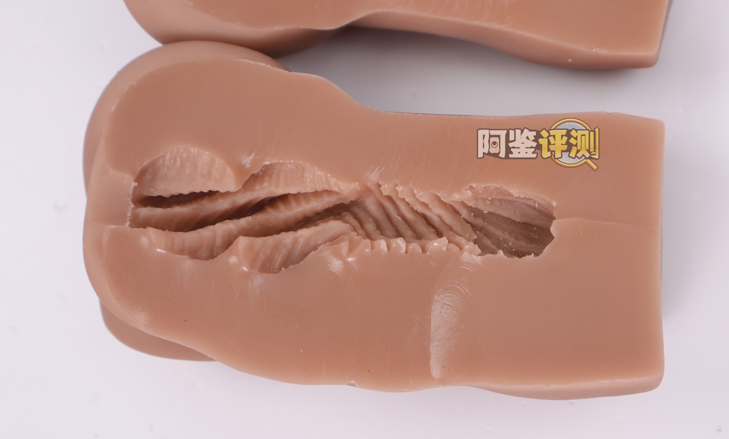 yokubou——“涩谷辣妹”评测！强烈螺旋的剐蹭感， 但通道有些太过松垮了