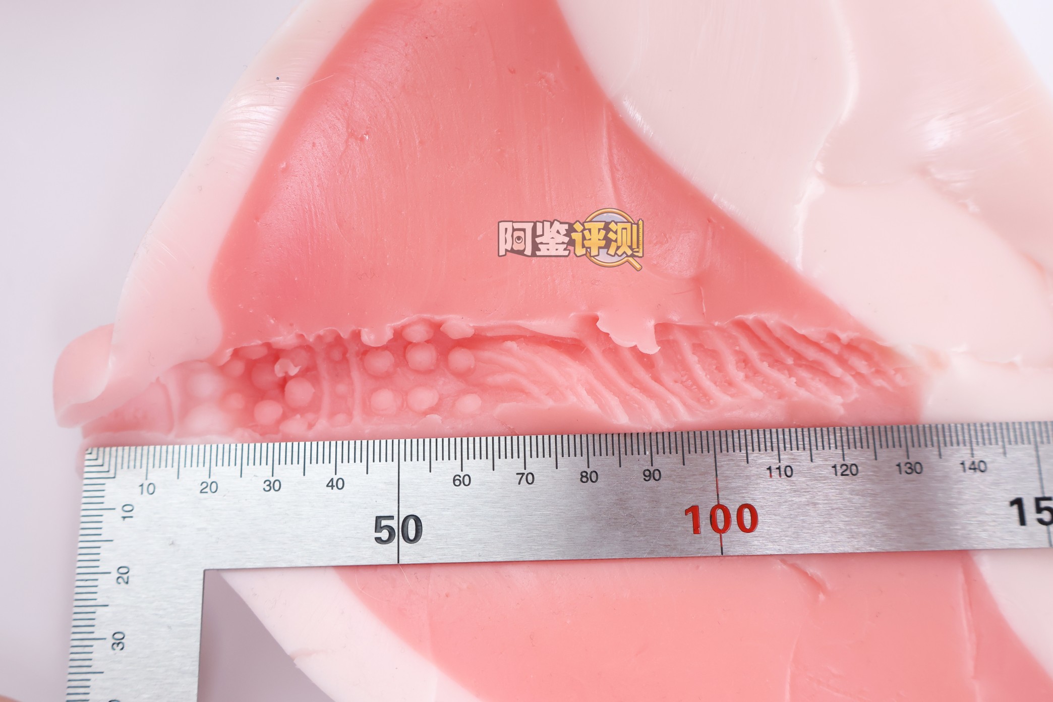 yokubou——“爆炸乳 OL”评测！无论是抚摸的手感，还是插入的使用感，都太糟糕了....