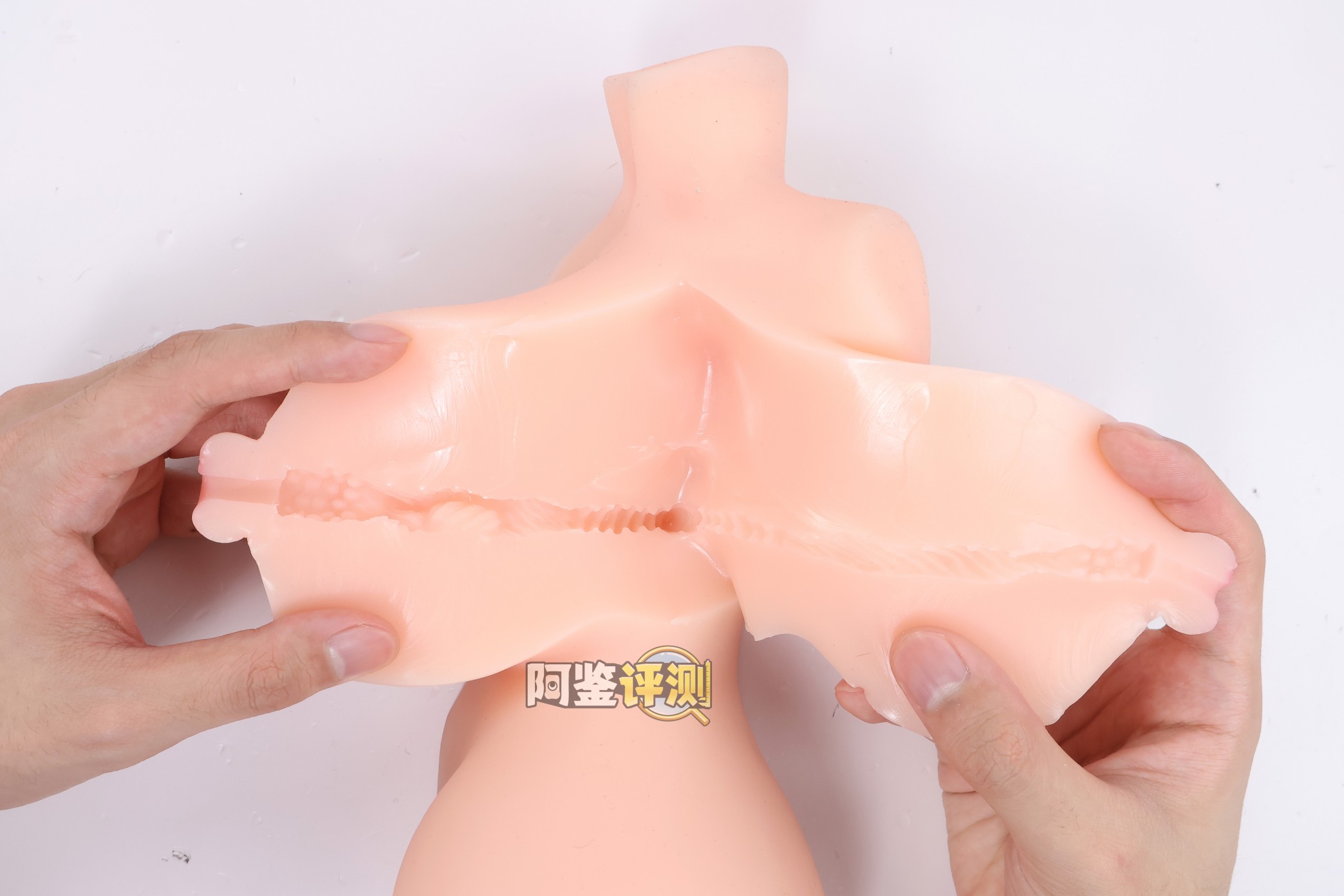 迷姬——“双穴双乳6斤”评测！躯干超扁的“照骗”造型，只有正面能看的逆天造型