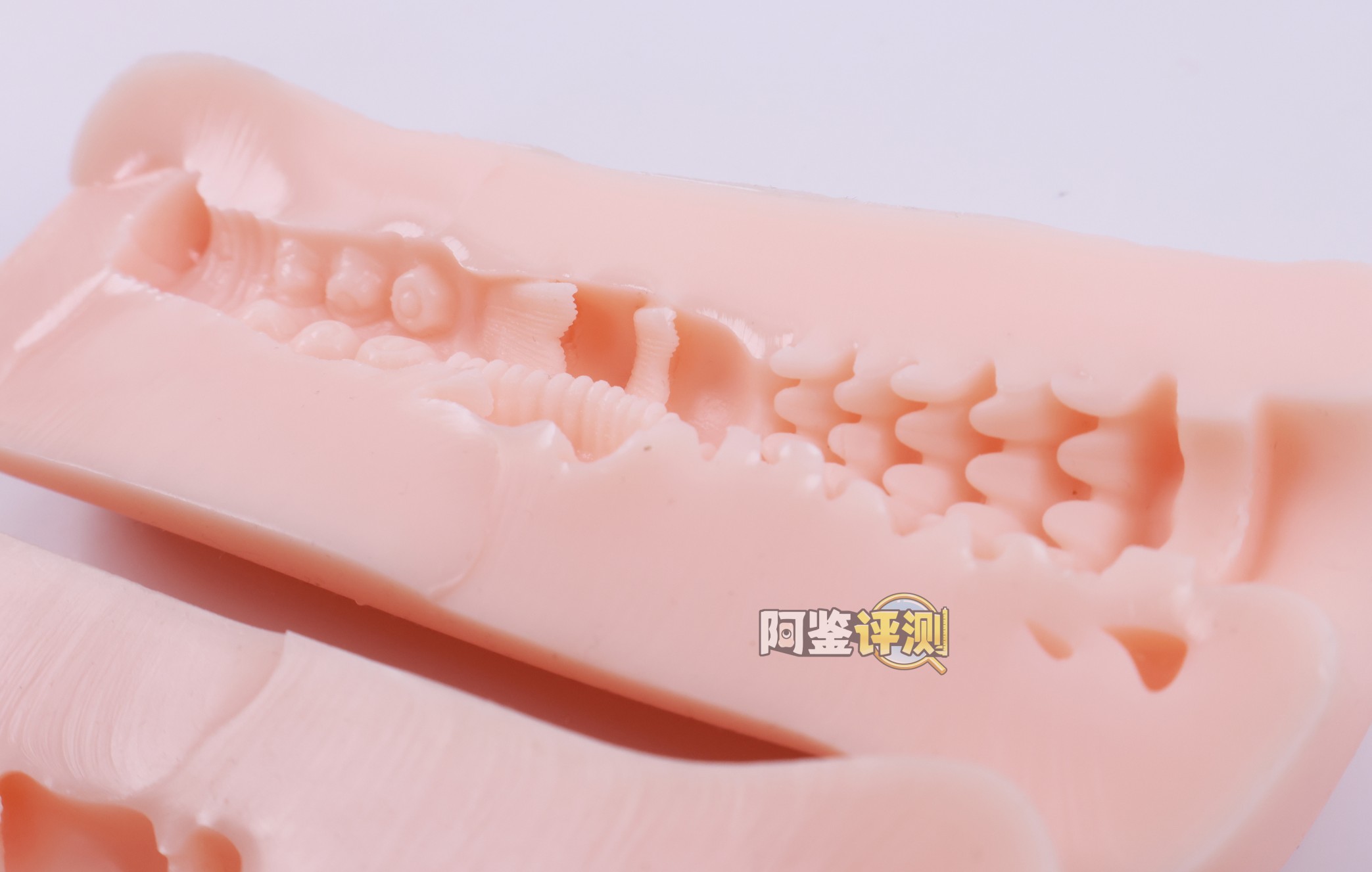 DNA JAPAN——“家庭教师X催眠”评测！邦邦硬的软水管手感胶体，超级冷门猎奇的“无弹性”高硬度材料