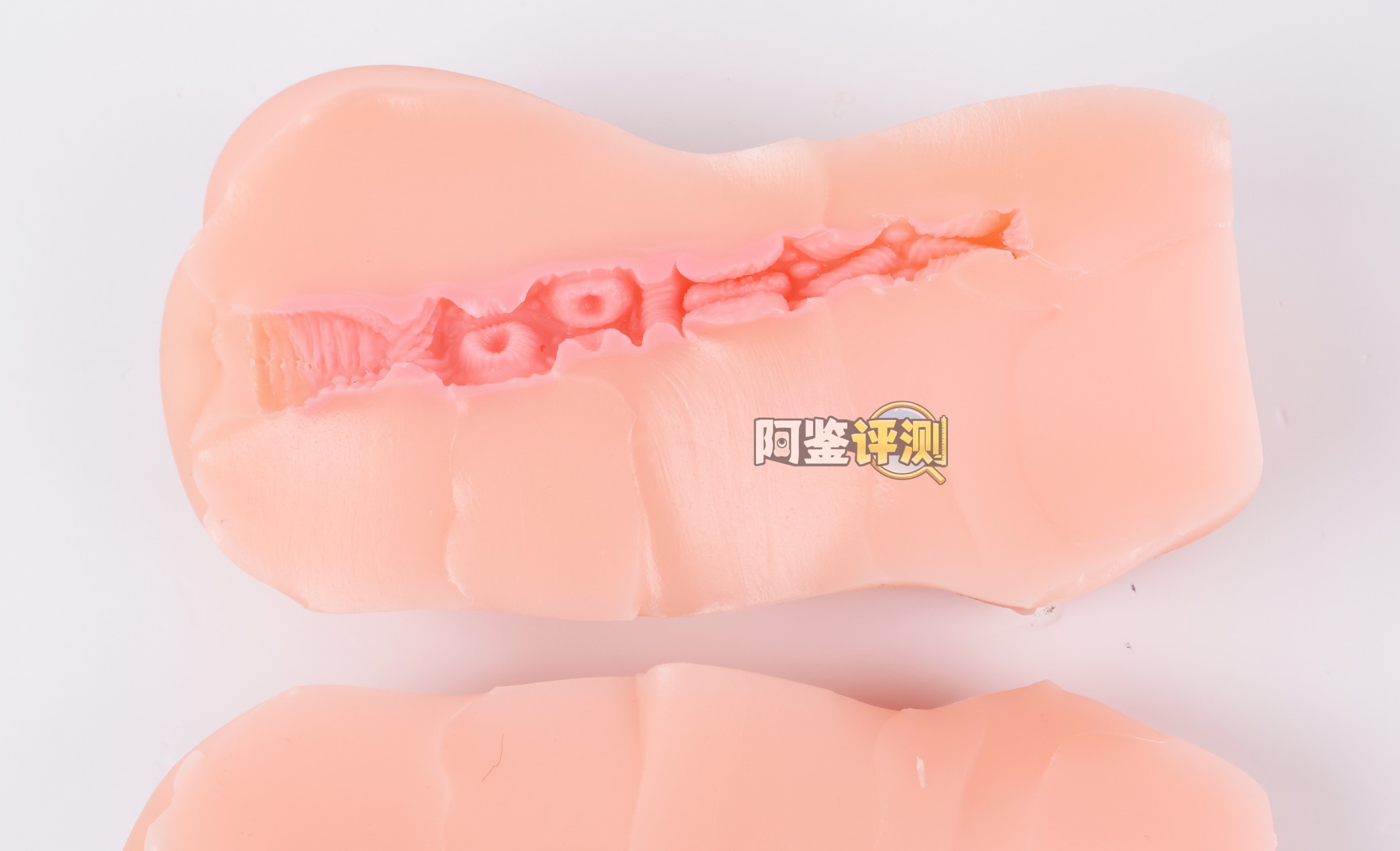 RQS——"牛娘净化"评测！简单紧致的突破型结构，但简单的设计似乎不怎么耐玩