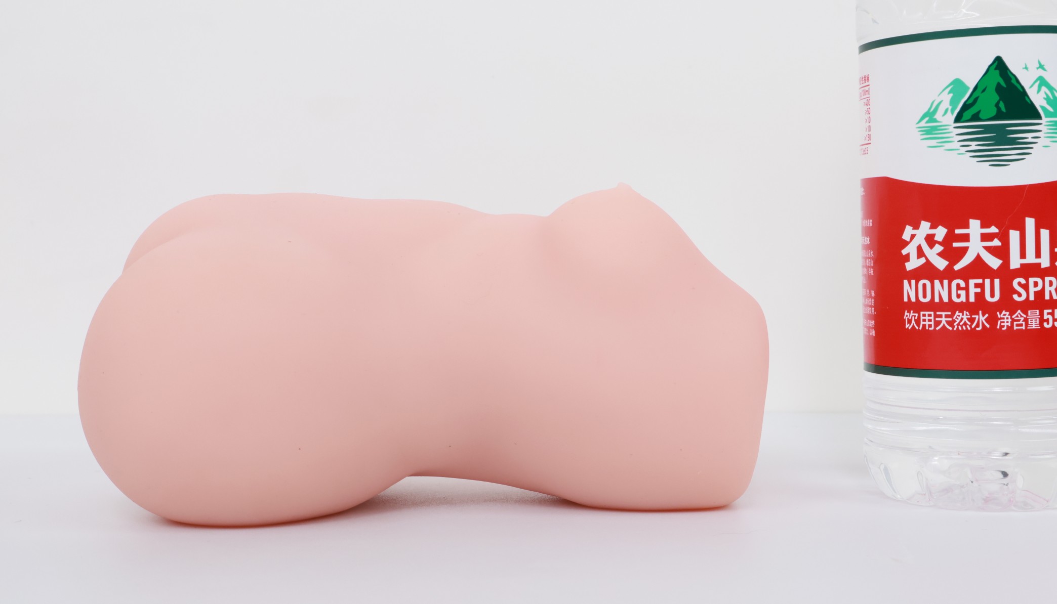 Lovefactor——“禁忌修女2代”评测！朴实无华的“黏膜感+大块”的排气子宫杯，平平无奇还是更具实用性？