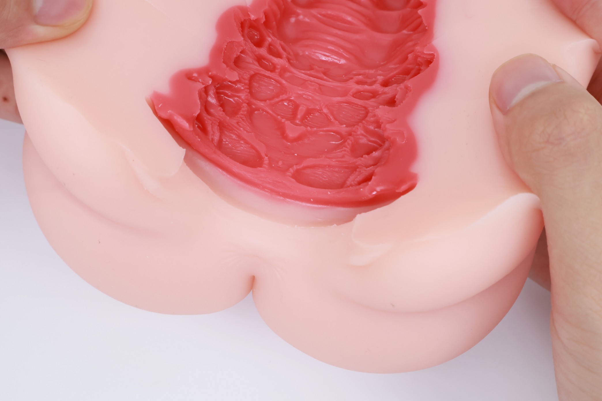 Lovefactor——“禁忌修女2代”评测!朴实无华的“黏膜感+大块”的排气子宫杯,平平无奇还是更具实用性?