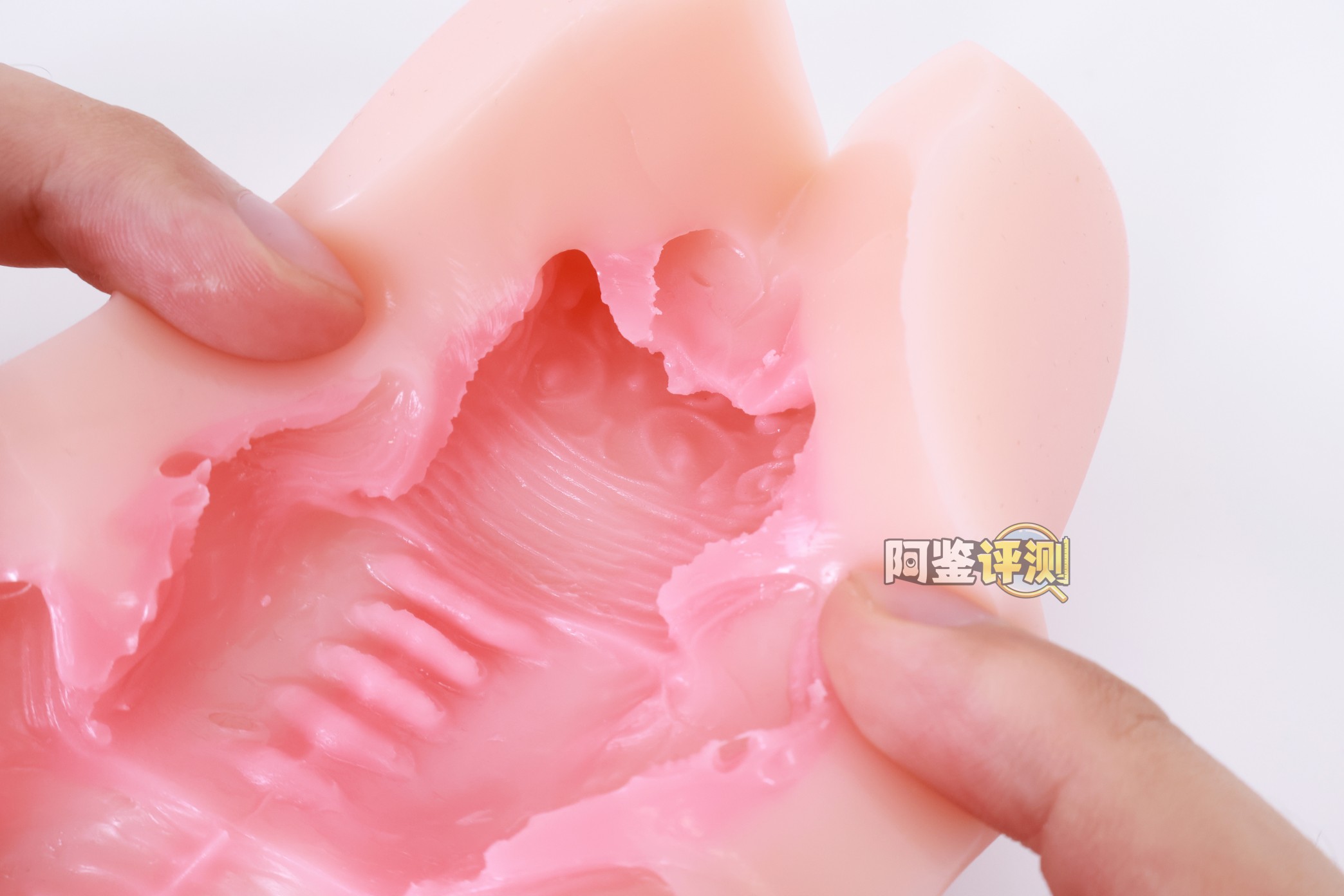 COC——“炎龙魔女”评测!两面顶胶的瘦小杯子,为何非要坚持双通道....